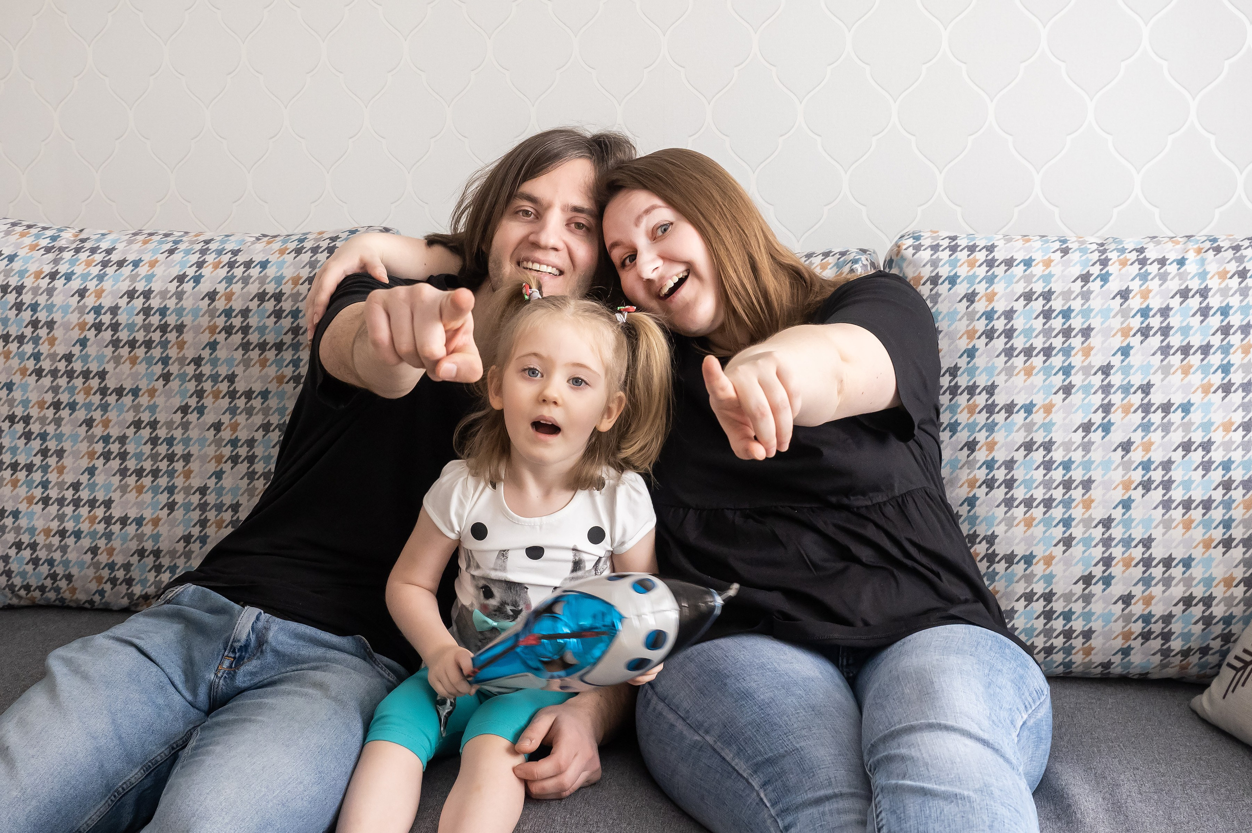 Саша, Лена, Варя. Репортажный, семейный и детский фотограф в Пензе и Заречном Арина Ермилова. Картины барельеф на заказ