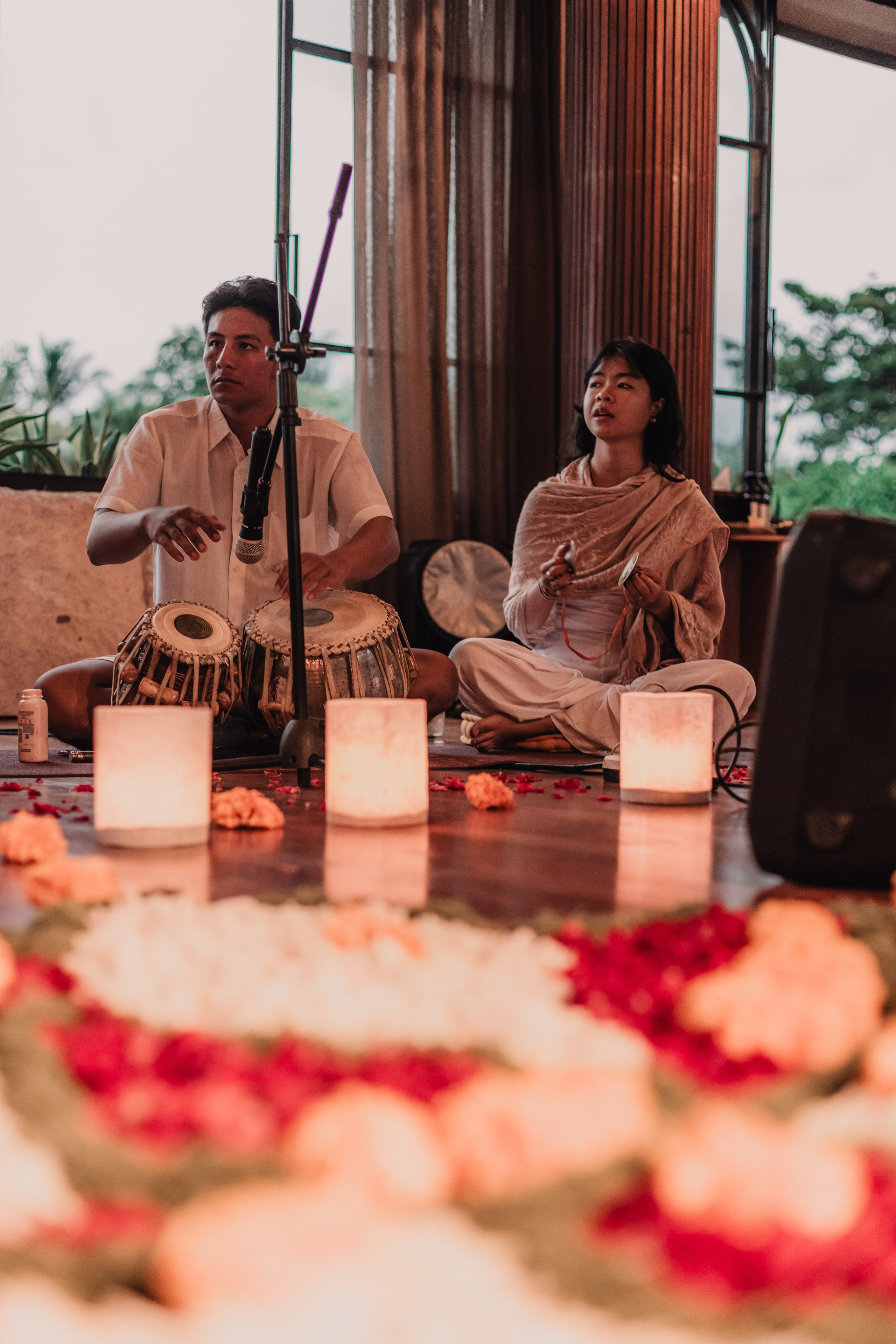 Kirtan at Soulshine nov. Мариам Багдасарян