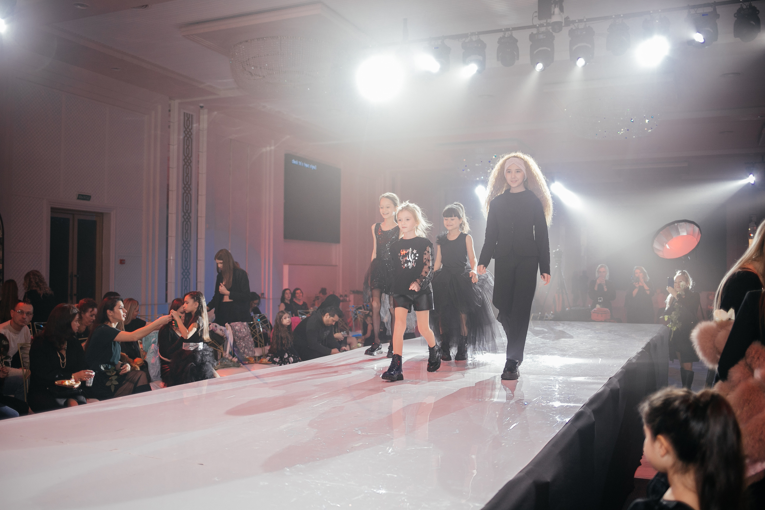 Вечеринка black party. Фотограф Георгиевск, КМВ Дамер Катерина