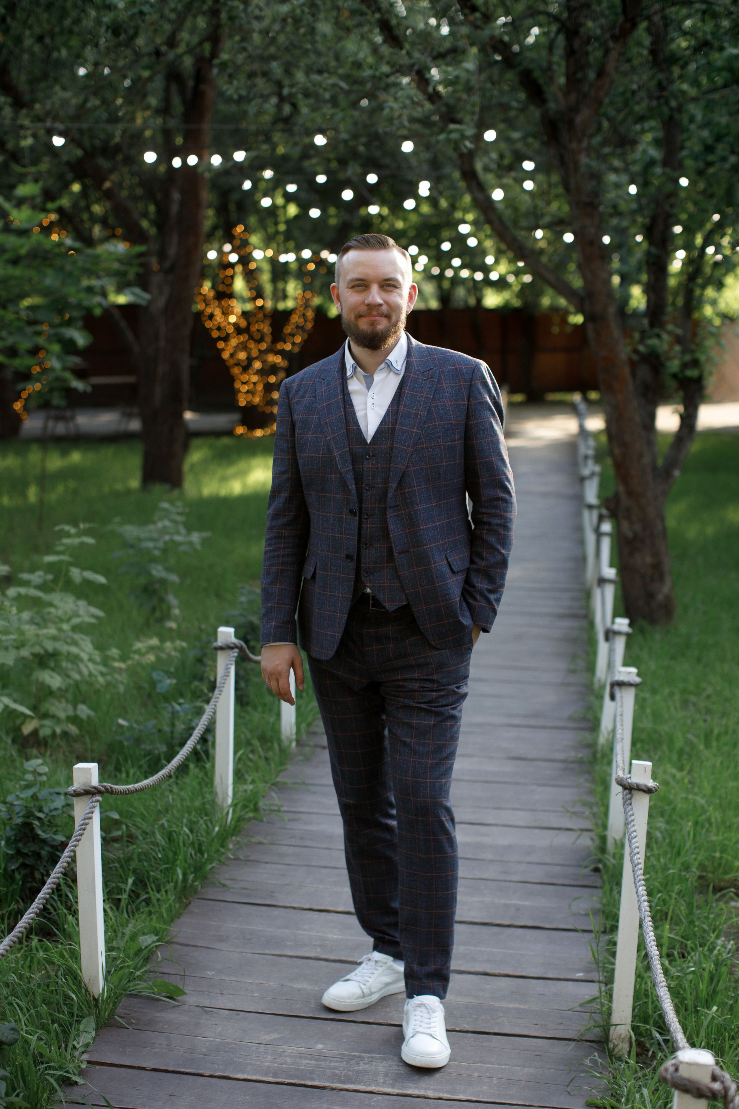 Ведущий Дмитриев. Подрядчики и друзья сети свадебных площадок House for wedding