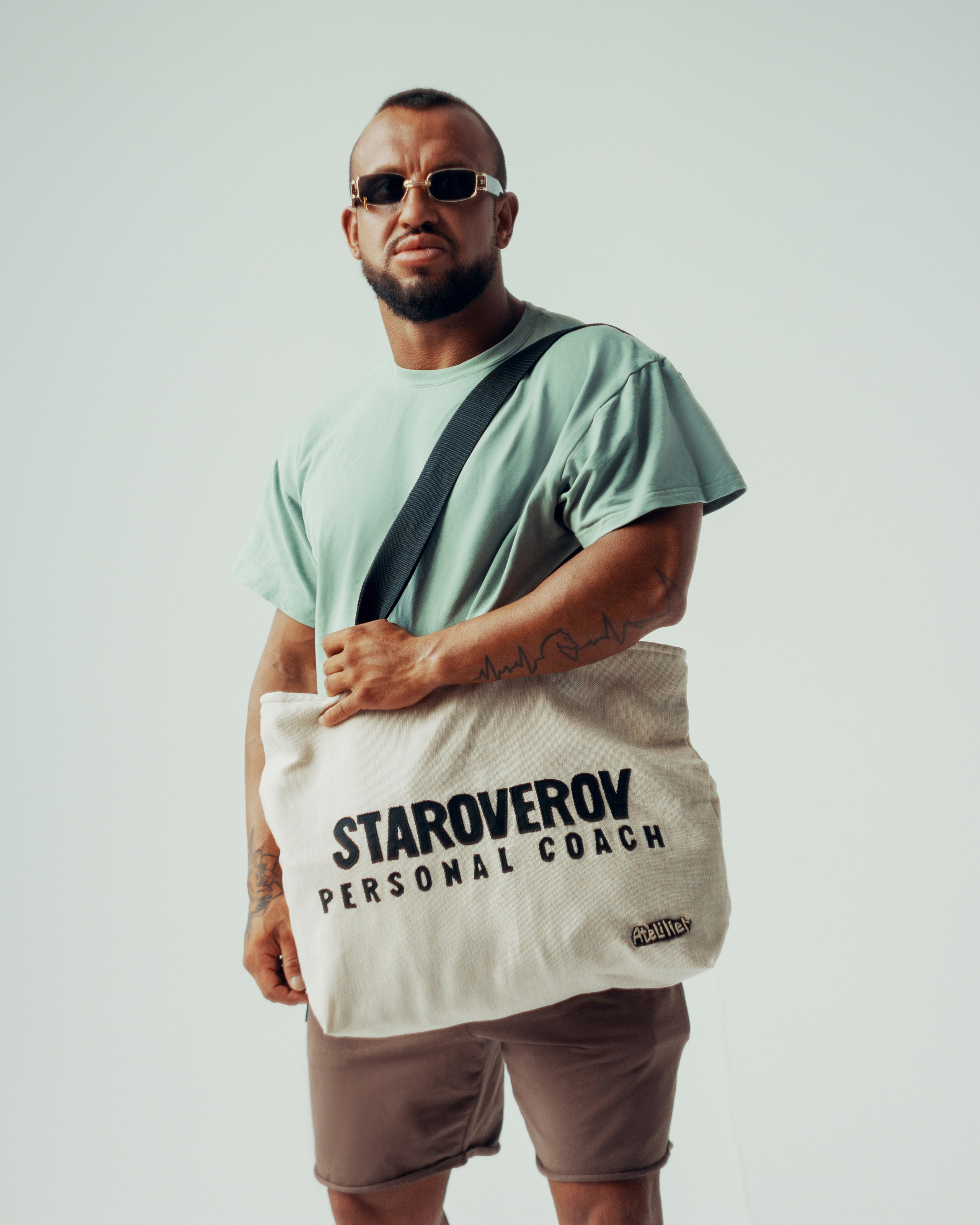 Roman / For Ateliller. OLEG STRATIEVSKY