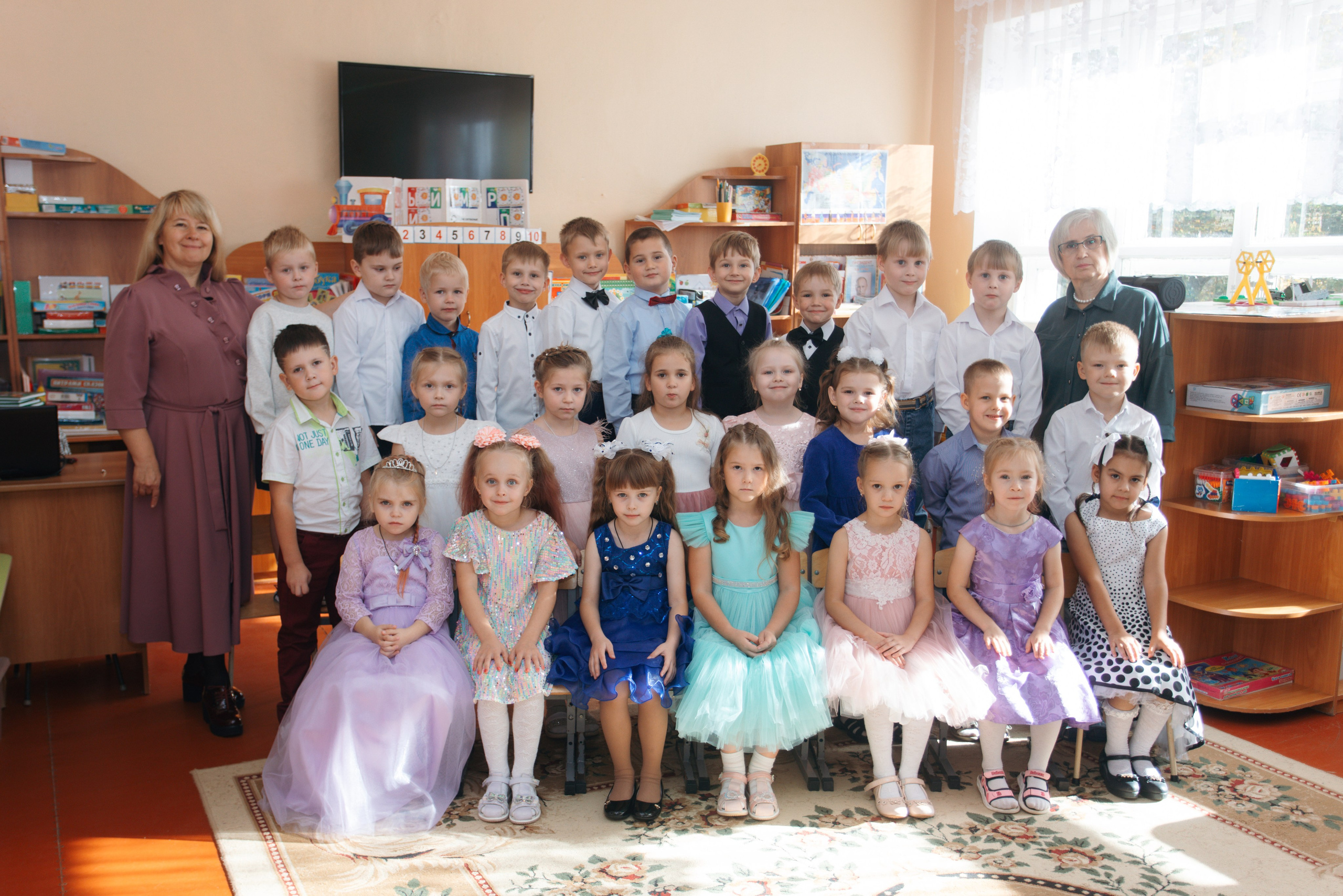 Детский сад № 20. Фотосессия для выпускного альбома. Студия выпускных альбомов Остров