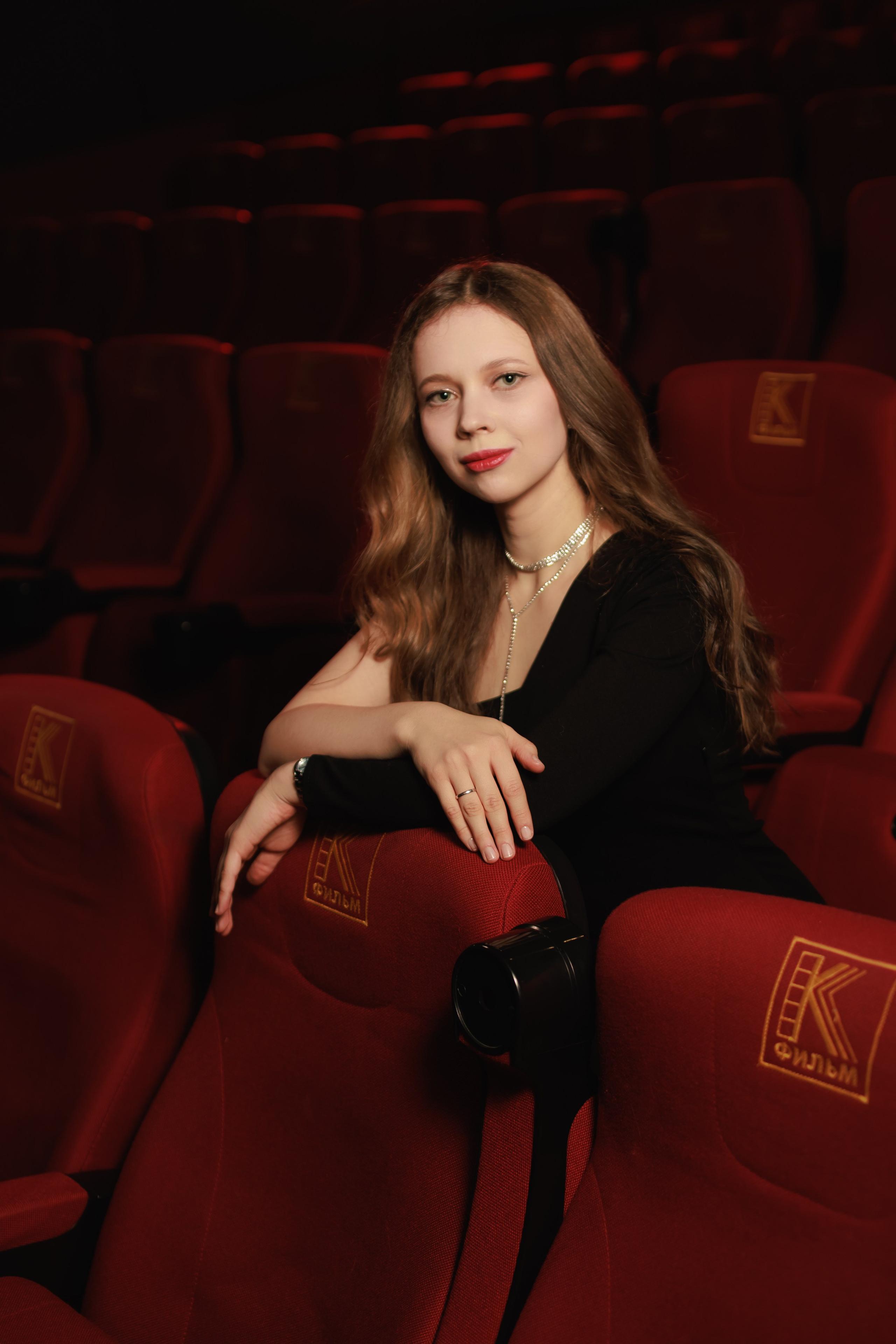 Ph: @aleksandr.spb.ru Md: @dnevzorova Org: @creative_photoday Cinema: @karo. Александр спб ру фотограф