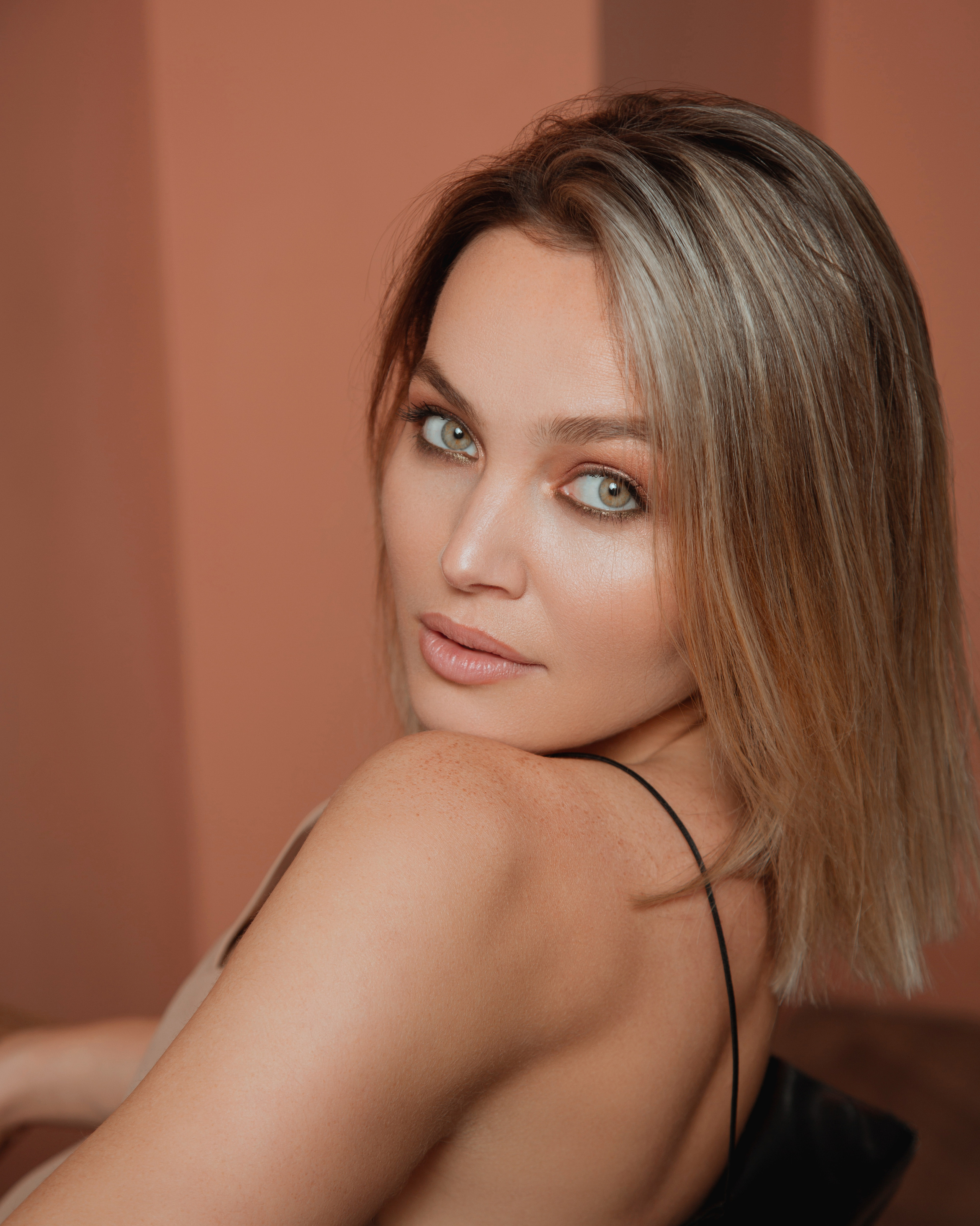 Портретная фотосессия в студии. MARIA SOKOLOVA