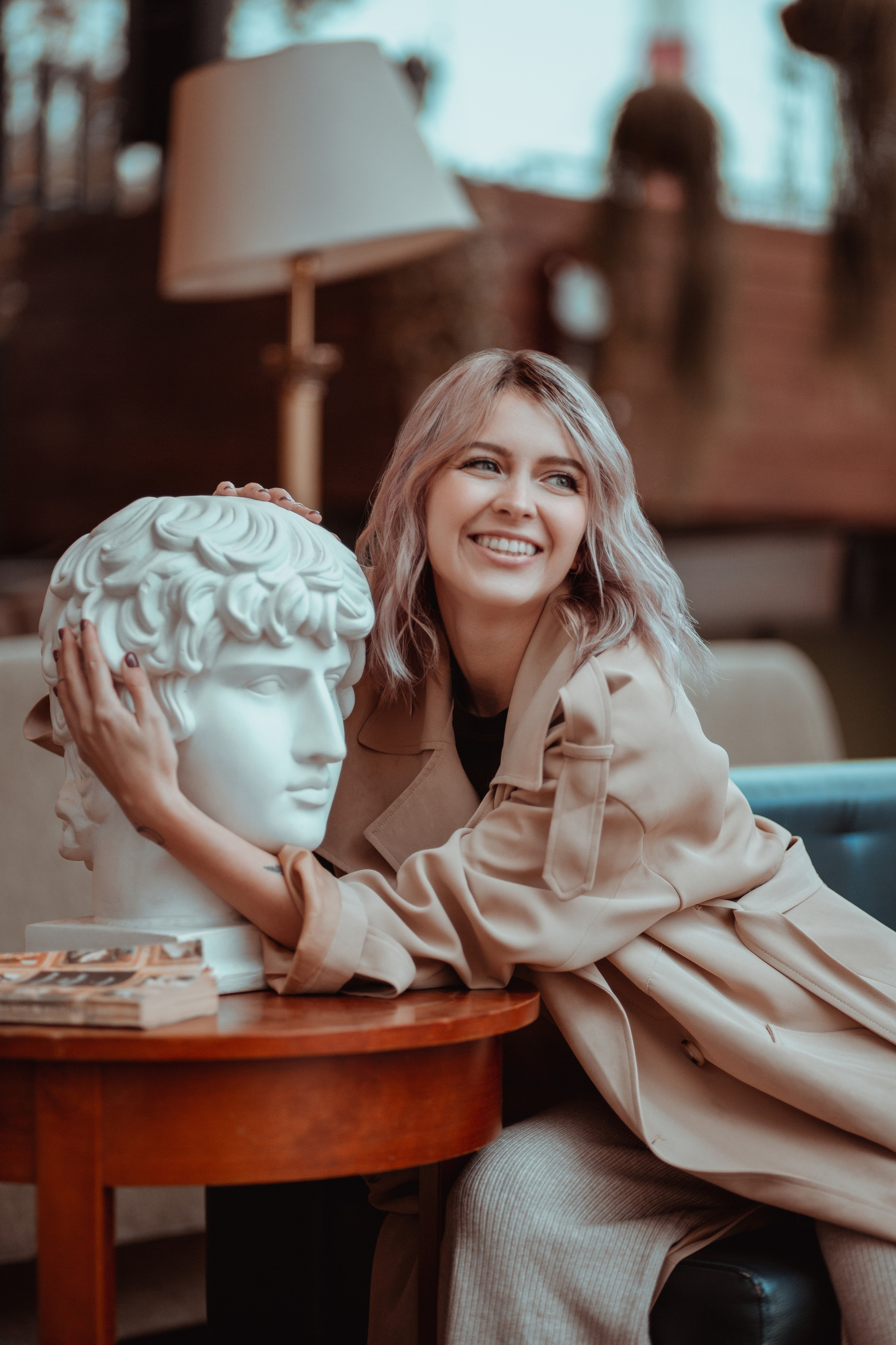 Уличная фотосессия в Москве. Анна Демеша. MARIA SOKOLOVA