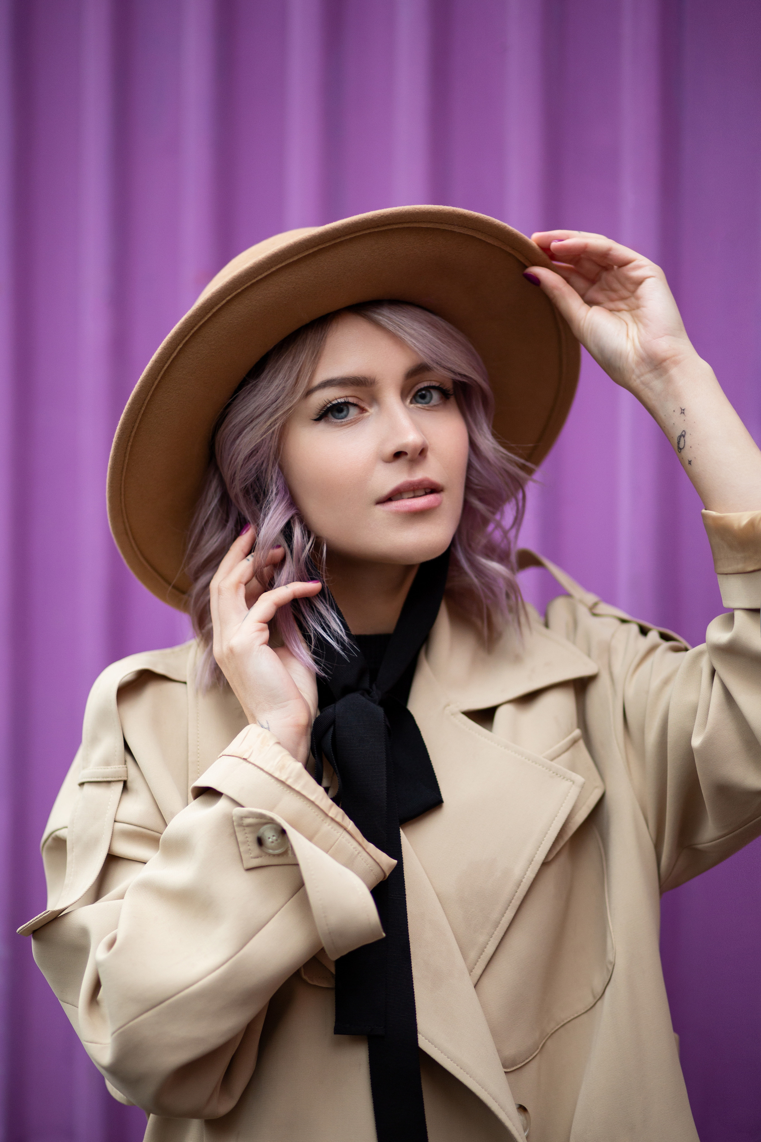 Уличная фотосессия в Москве. Анна Демеша. MARIA SOKOLOVA