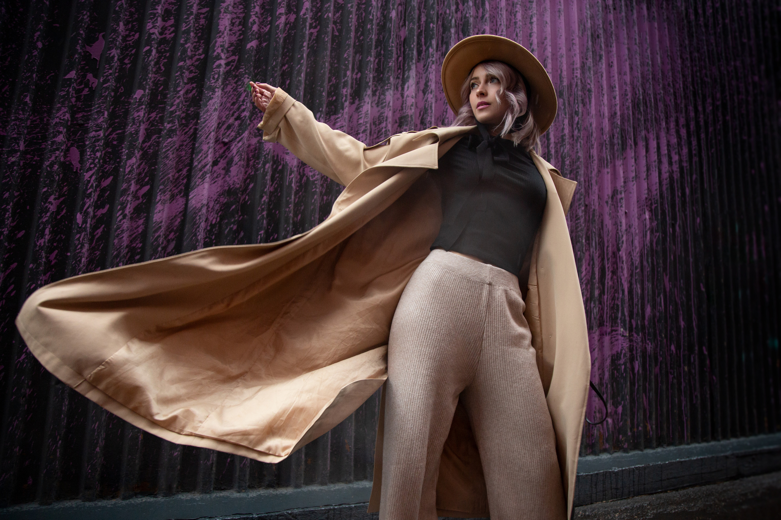 Уличная фотосессия в Москве. Анна Демеша. MARIA SOKOLOVA