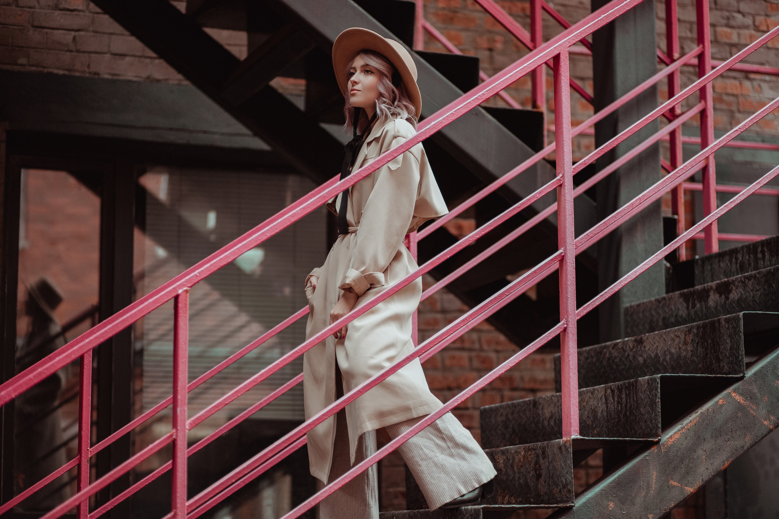 Уличная фотосессия в Москве. Анна Демеша. MARIA SOKOLOVA