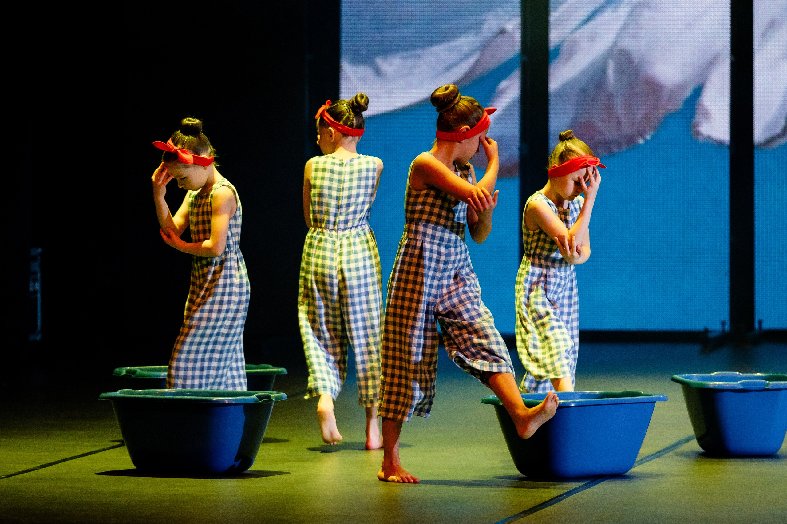 Концерты студии современной хореографии Пространные танцы. Дом детской фотографии Арсюткиной Наталии™