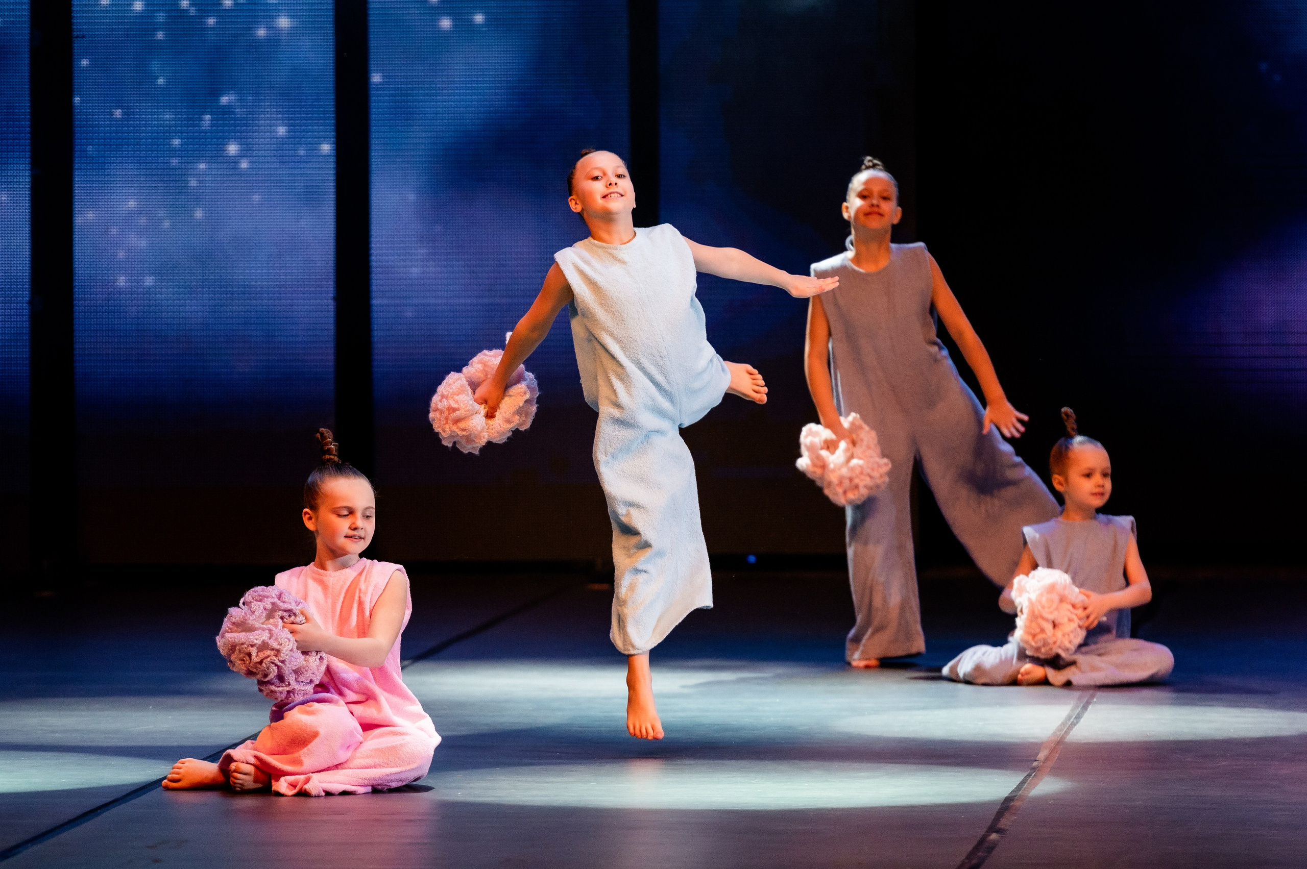 Концерты студии современной хореографии Пространные танцы. Дом детской фотографии Арсюткиной Наталии™