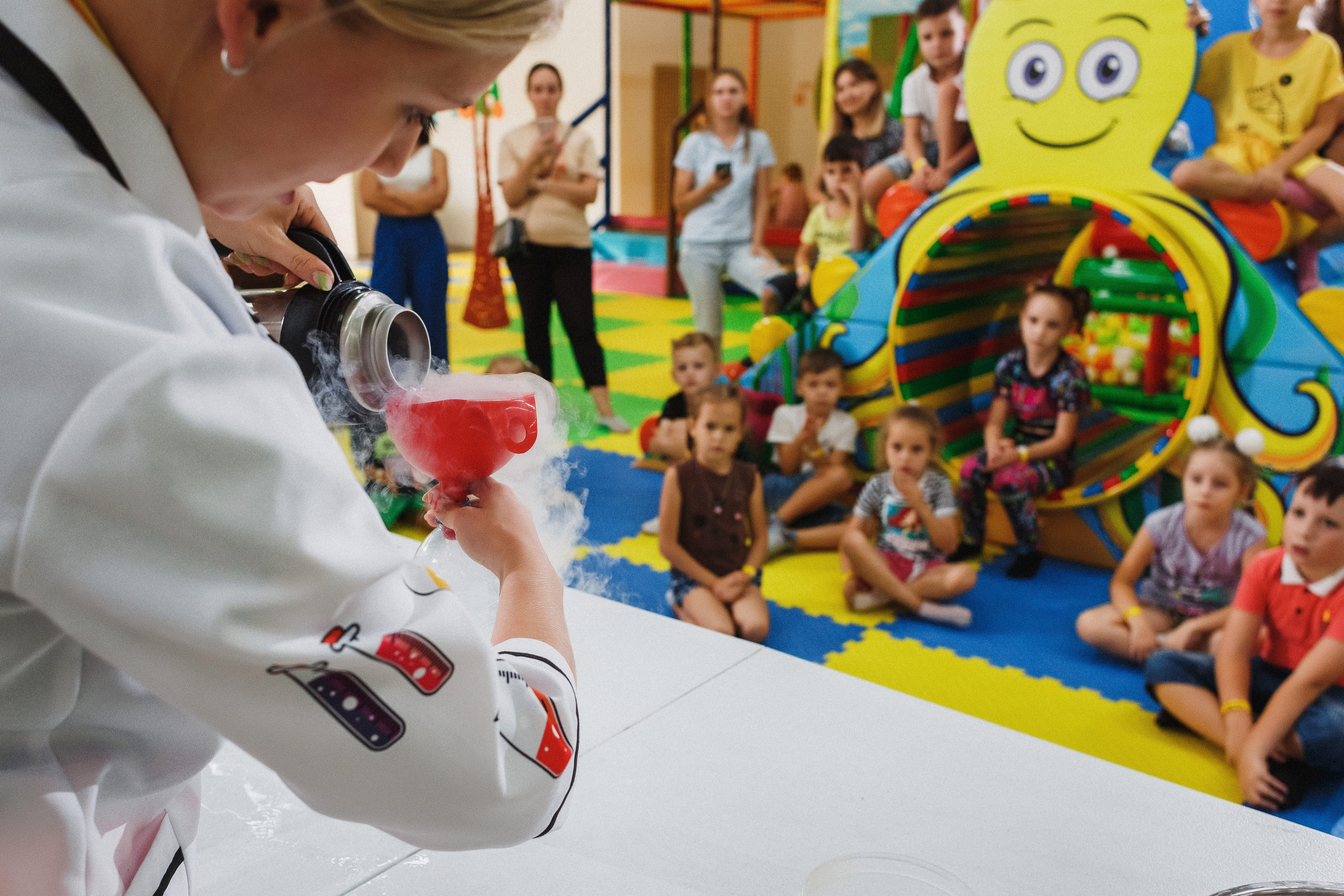 Волшебные моменты: детский праздник в игровой Клумба, Таганрог. Свадебный и семейный фотограф в Таганроге Бакарюк Антон