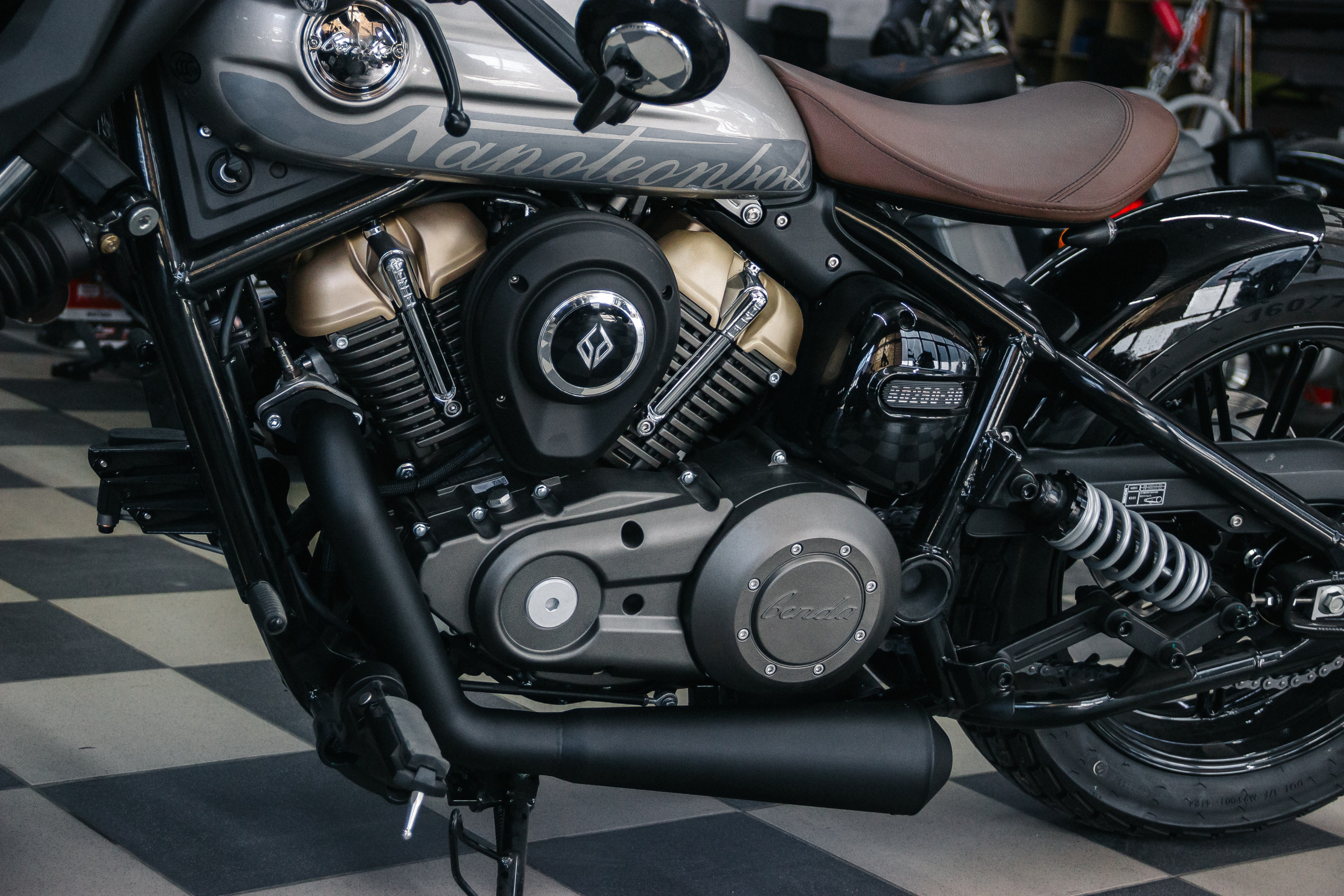 BENDA NAPOLEONBOB. ......