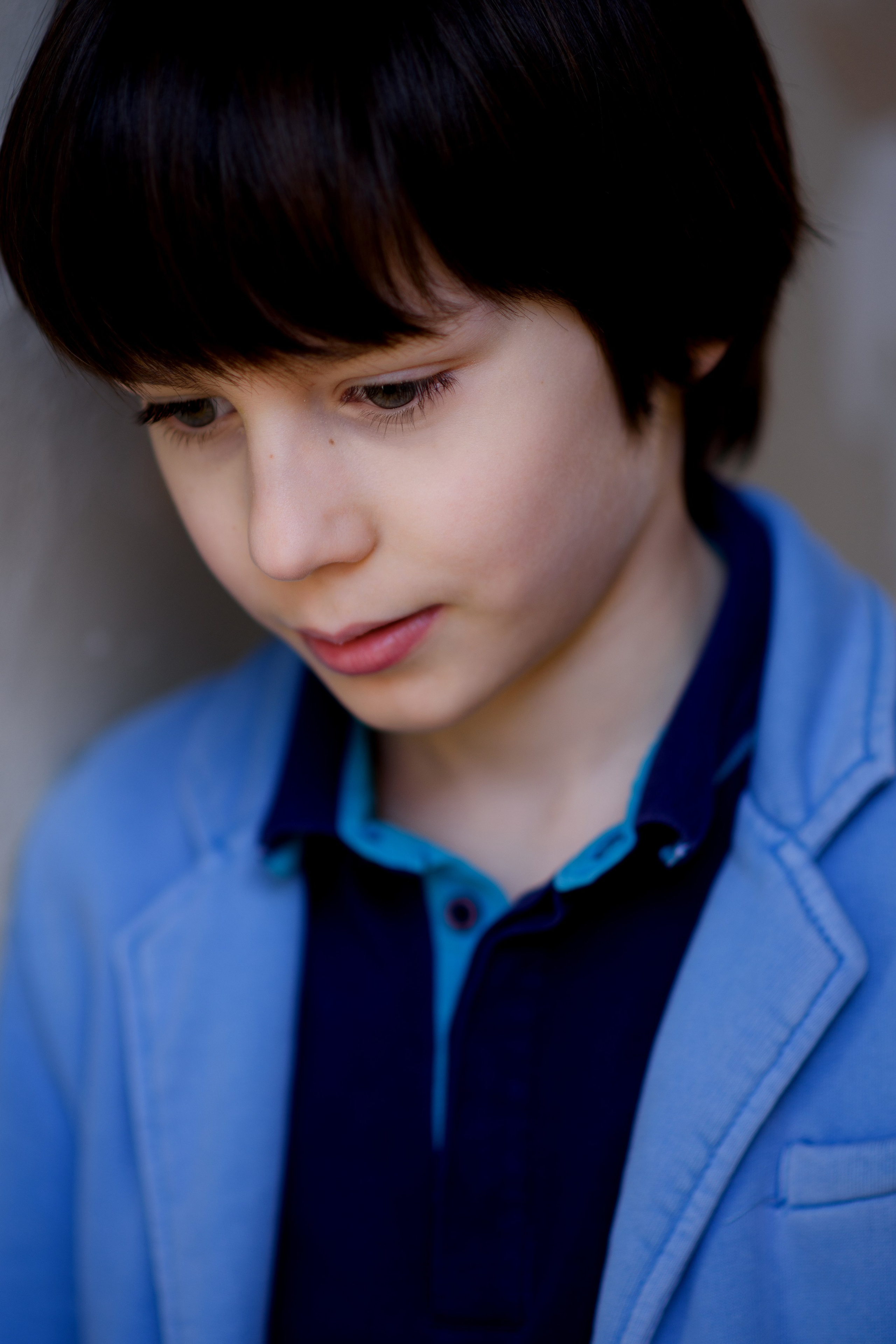 Фотосессия мальчика в старом городе. Главная