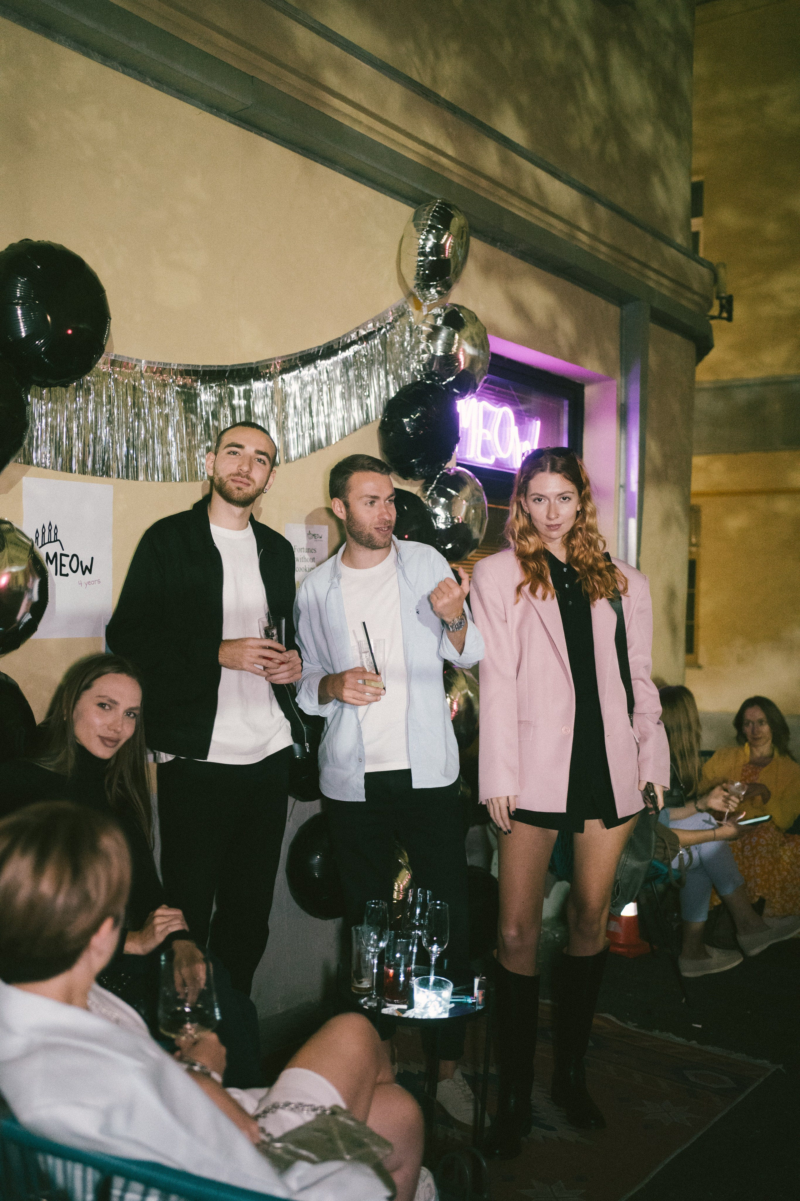 MEOW Bar. ЕВГЕНИЯ КОПАЧ