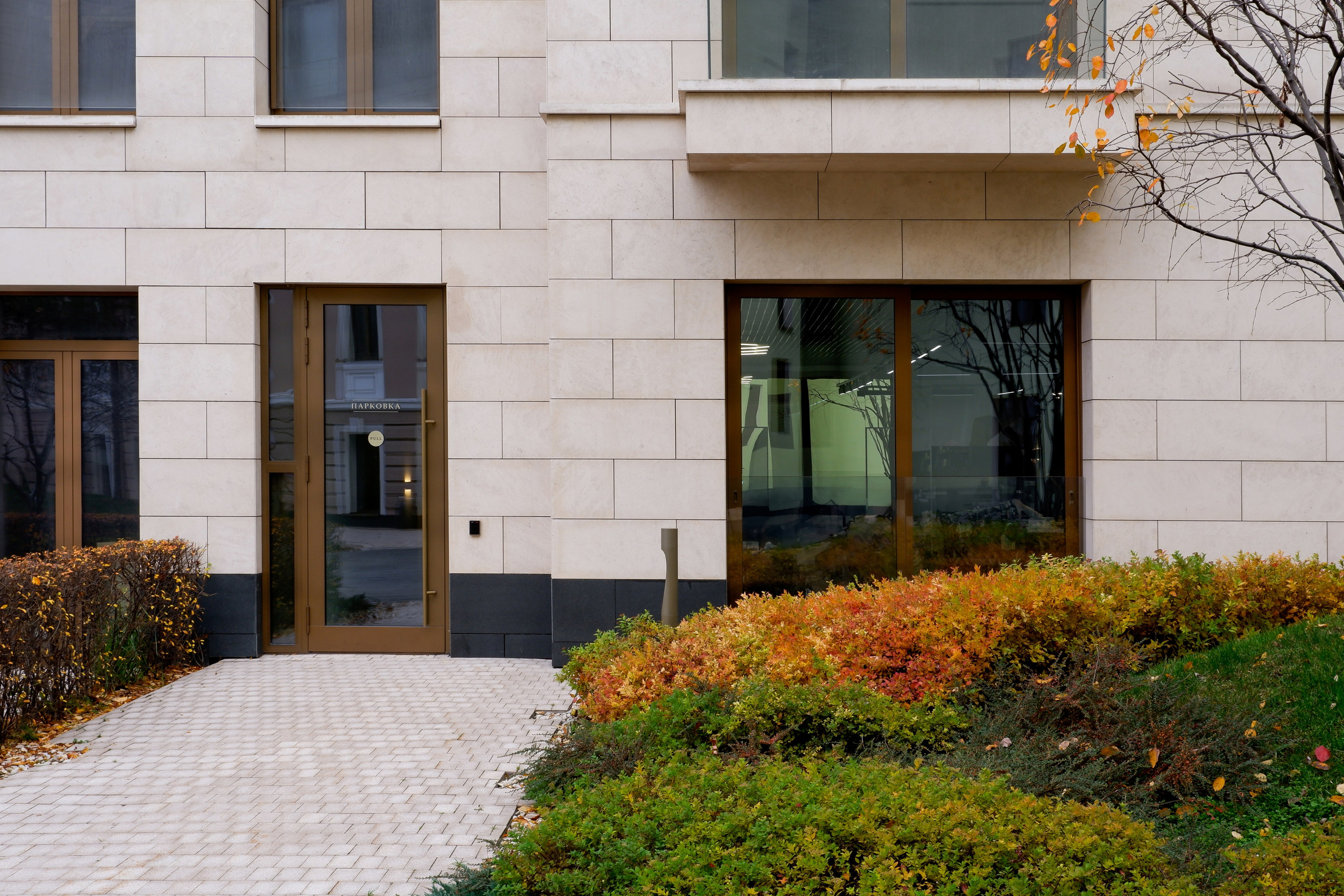Жилой комплекс «Полянка 44». Михаил Мулач | Архитектурный фотограф