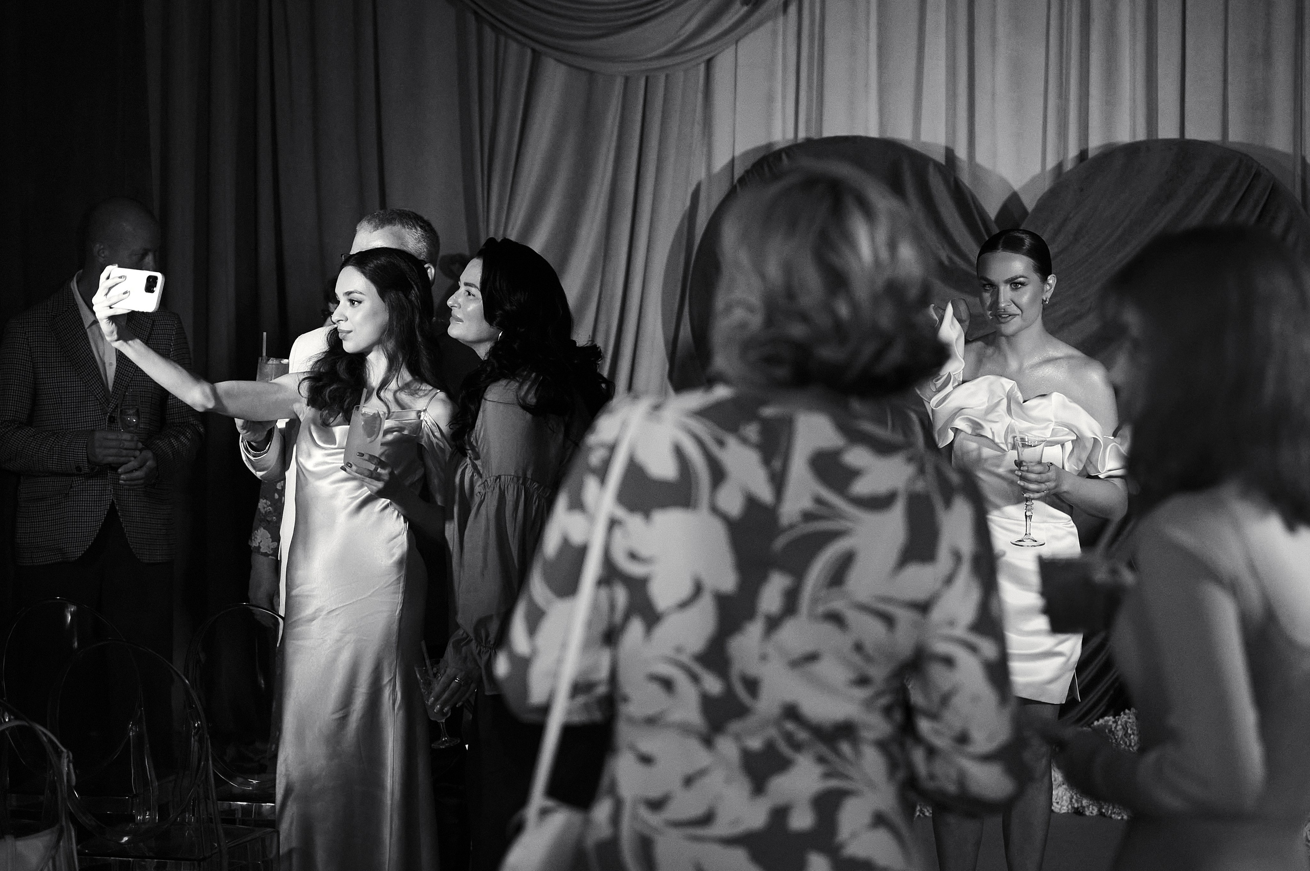 Свадебный фотограф в Брянске - фотограф на свадьбу. Свадебный и портретный фотограф в Брянске Скепская Лилия