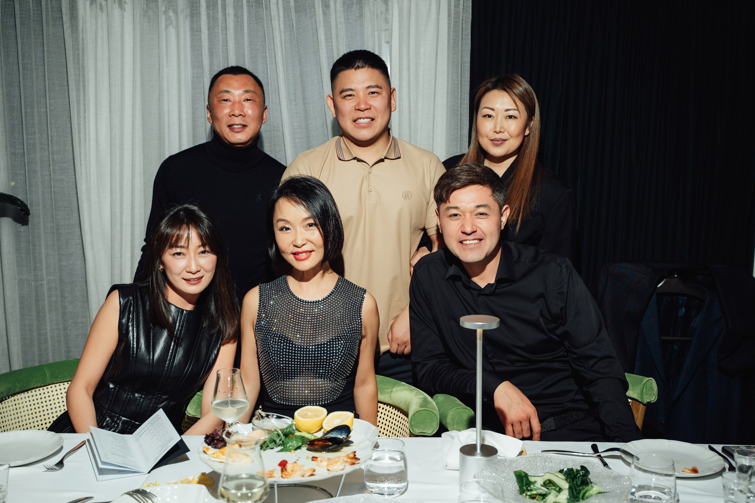 12 апреля (пятница). BENUAR Restaurant