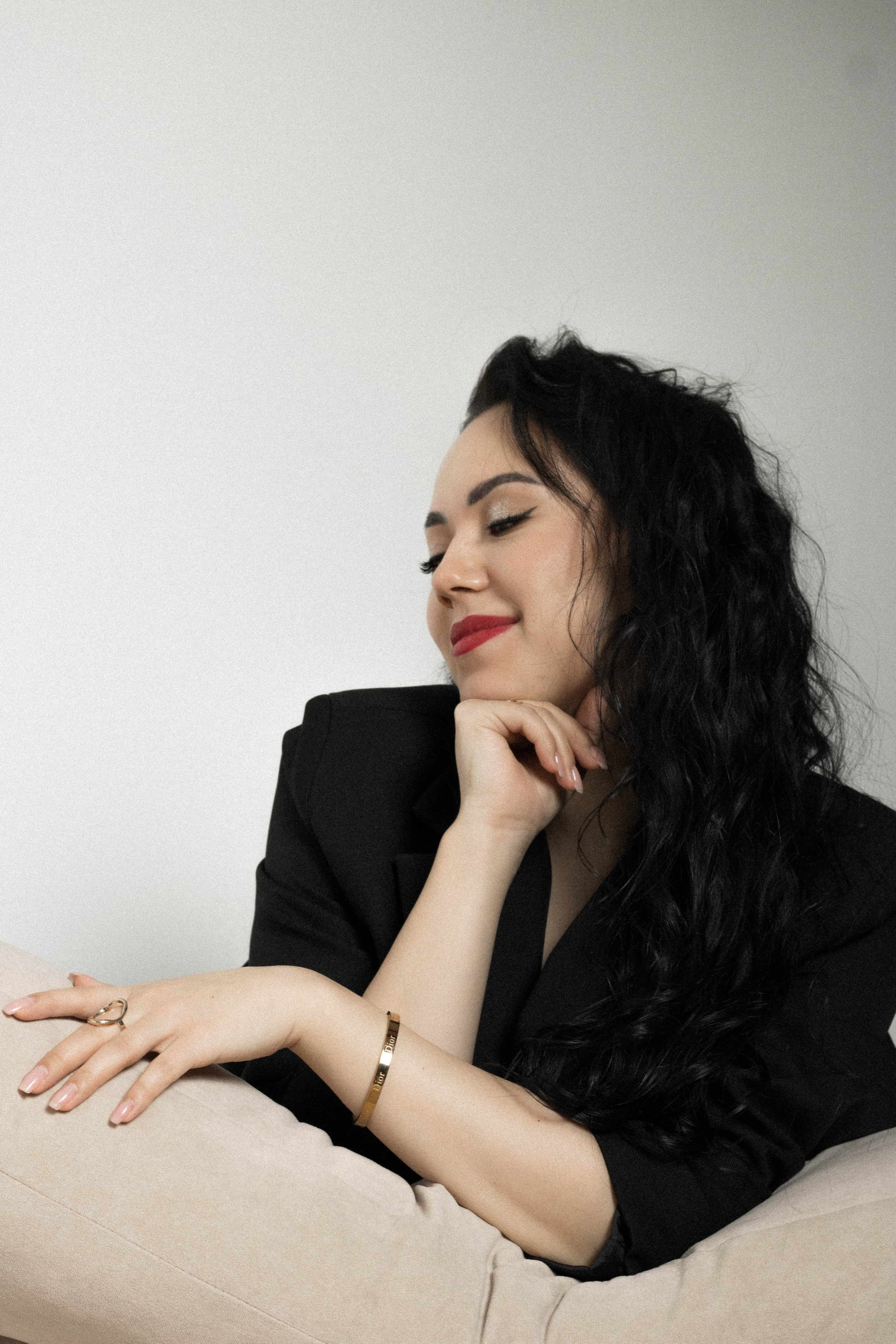 Женский. Фотостудия 220 — первая в Чите фотостудия, предназначенная для работы