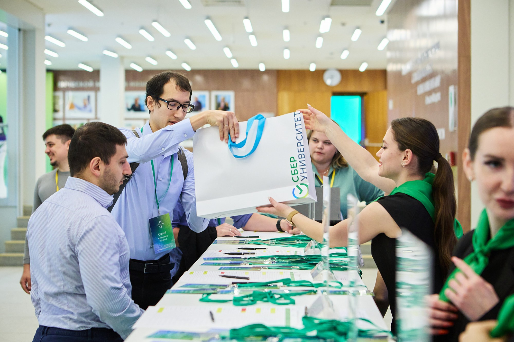 Фотограф на конференции СберУниверситет — репортажная съёмка делового мероприятия. Репортажный фотограф в Москве — Дмитрий Тарасов | Съёмка мероприятий, концертов, корпоративов