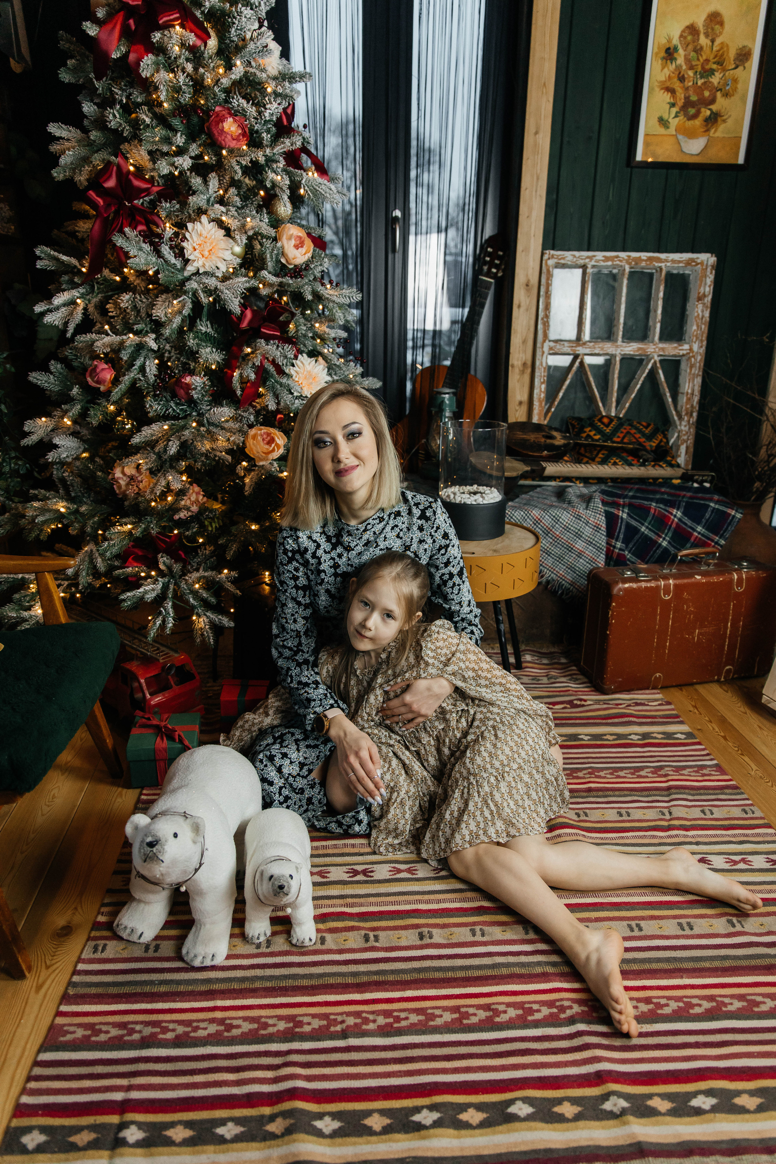 Саша и Захар с детьми. Студия art black house. Фотограф в Красногорске Инна Романова, индивидуальные съемки, лавстори