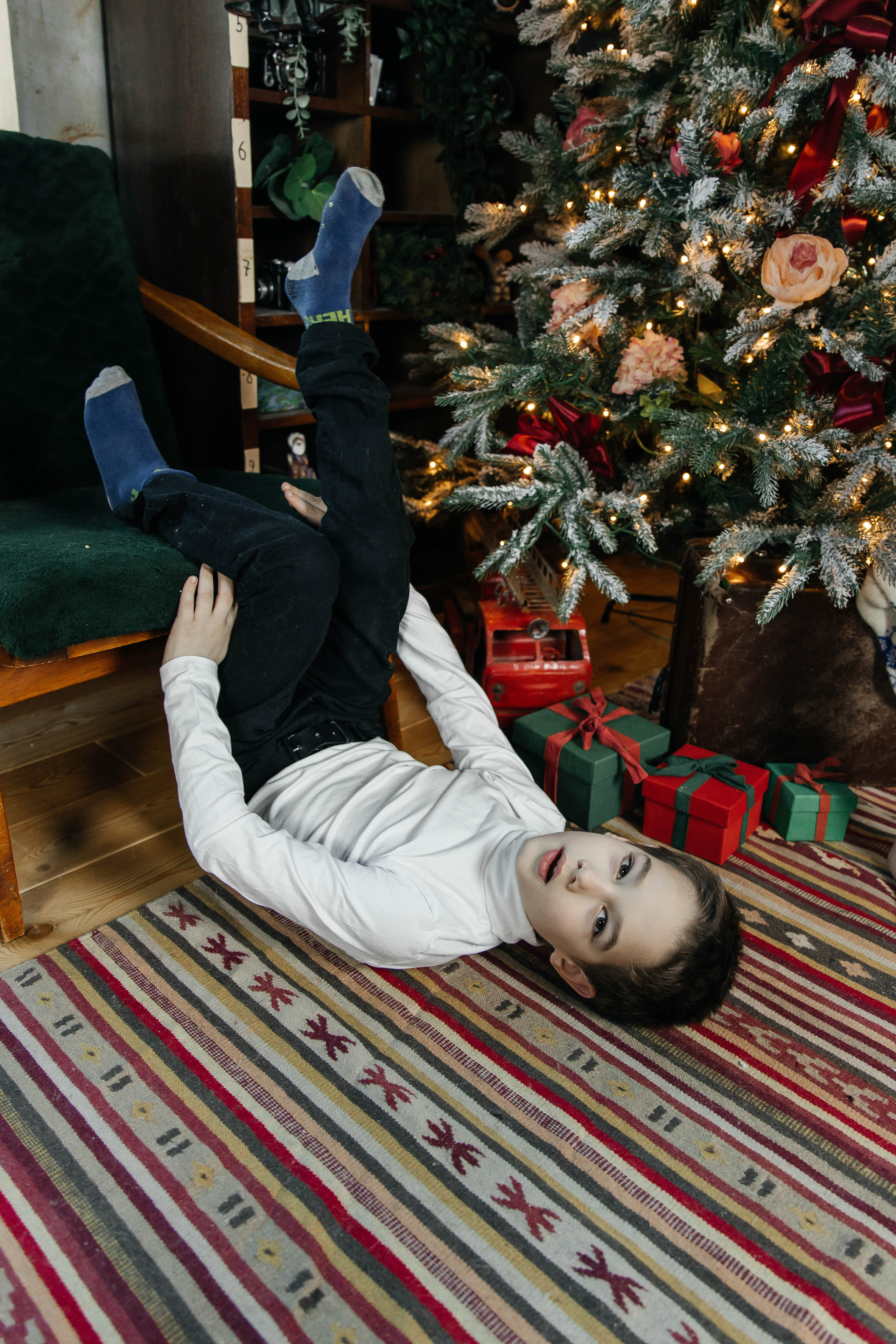 Саша и Захар с детьми. Студия art black house. Фотограф в Красногорске Инна Романова, индивидуальные съемки, лавстори