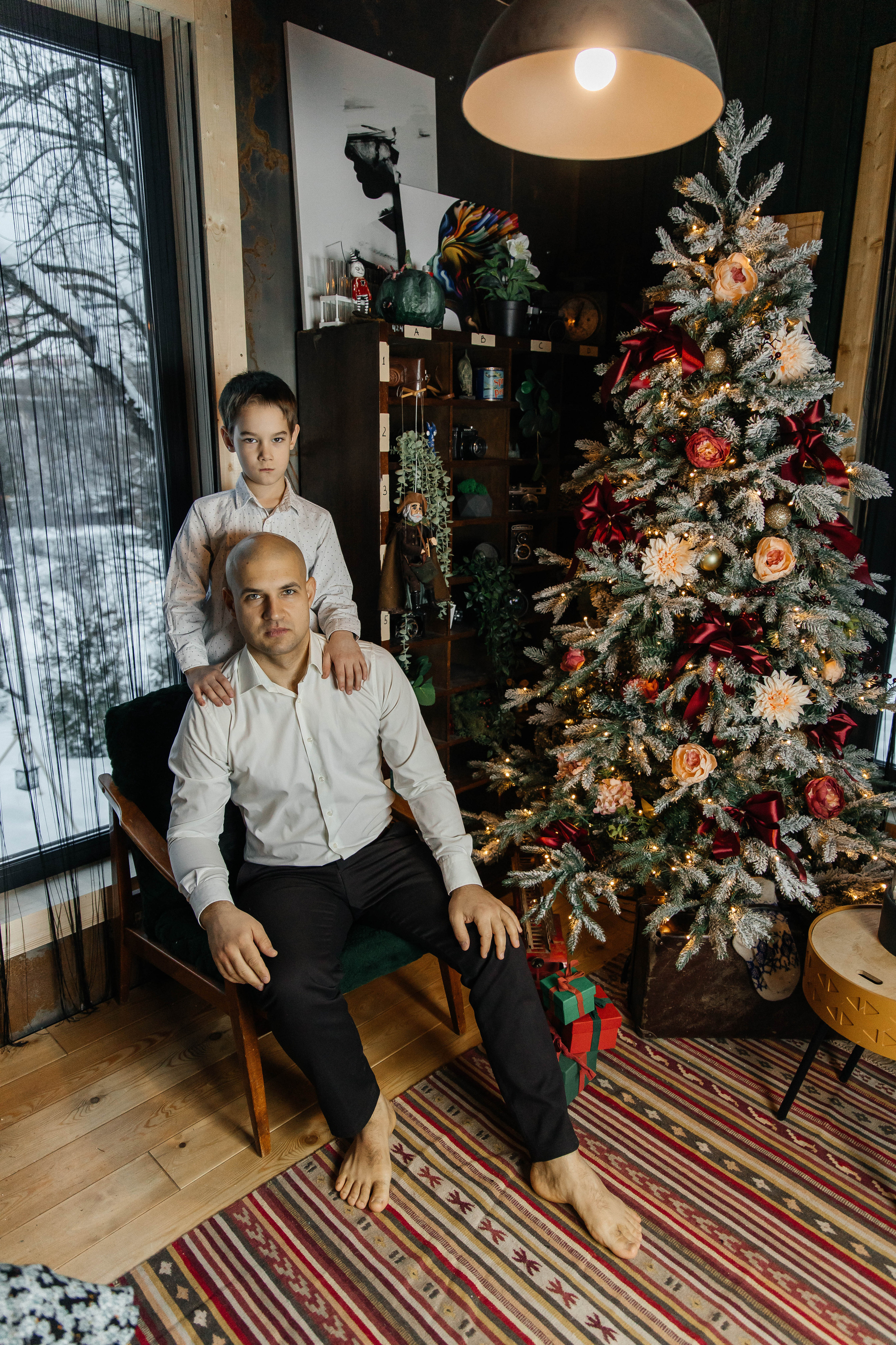 Саша и Захар с детьми. Студия art black house. Фотограф в Красногорске Инна Романова, индивидуальные съемки, лавстори