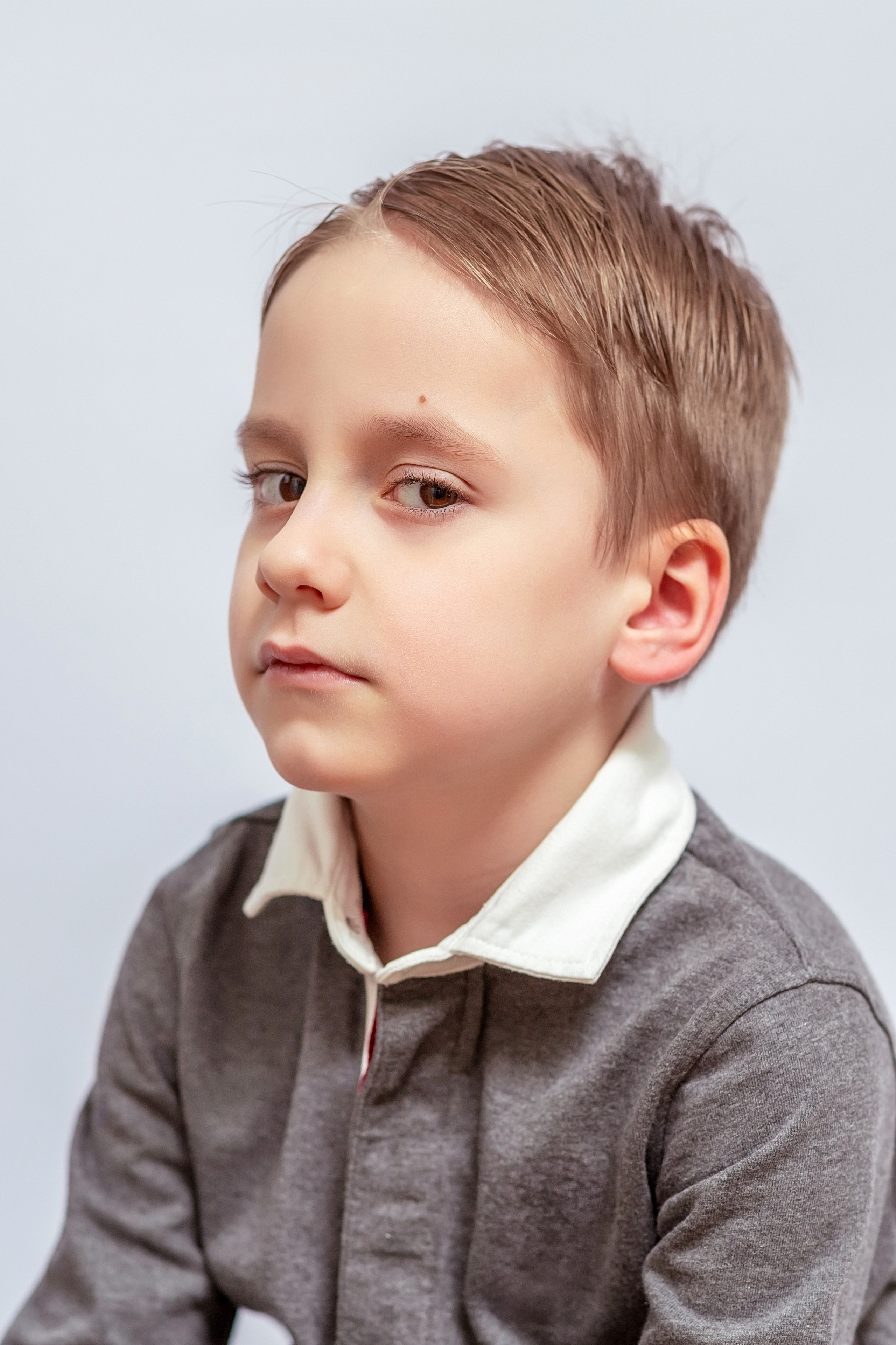 СТУДИЙНЫЙ минимализм ДЕТСКИЙ. Фотограф Алина Лебедь