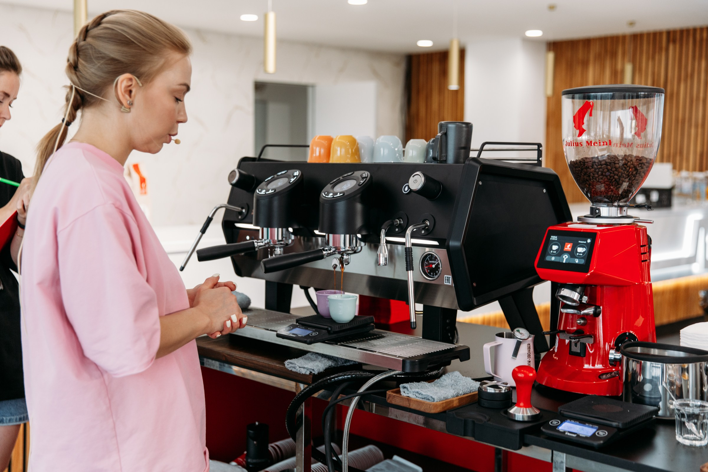 Чемпионат для бариста от Julius Meinl 2025. Фотограф в Иркутске Евгения Айвазова