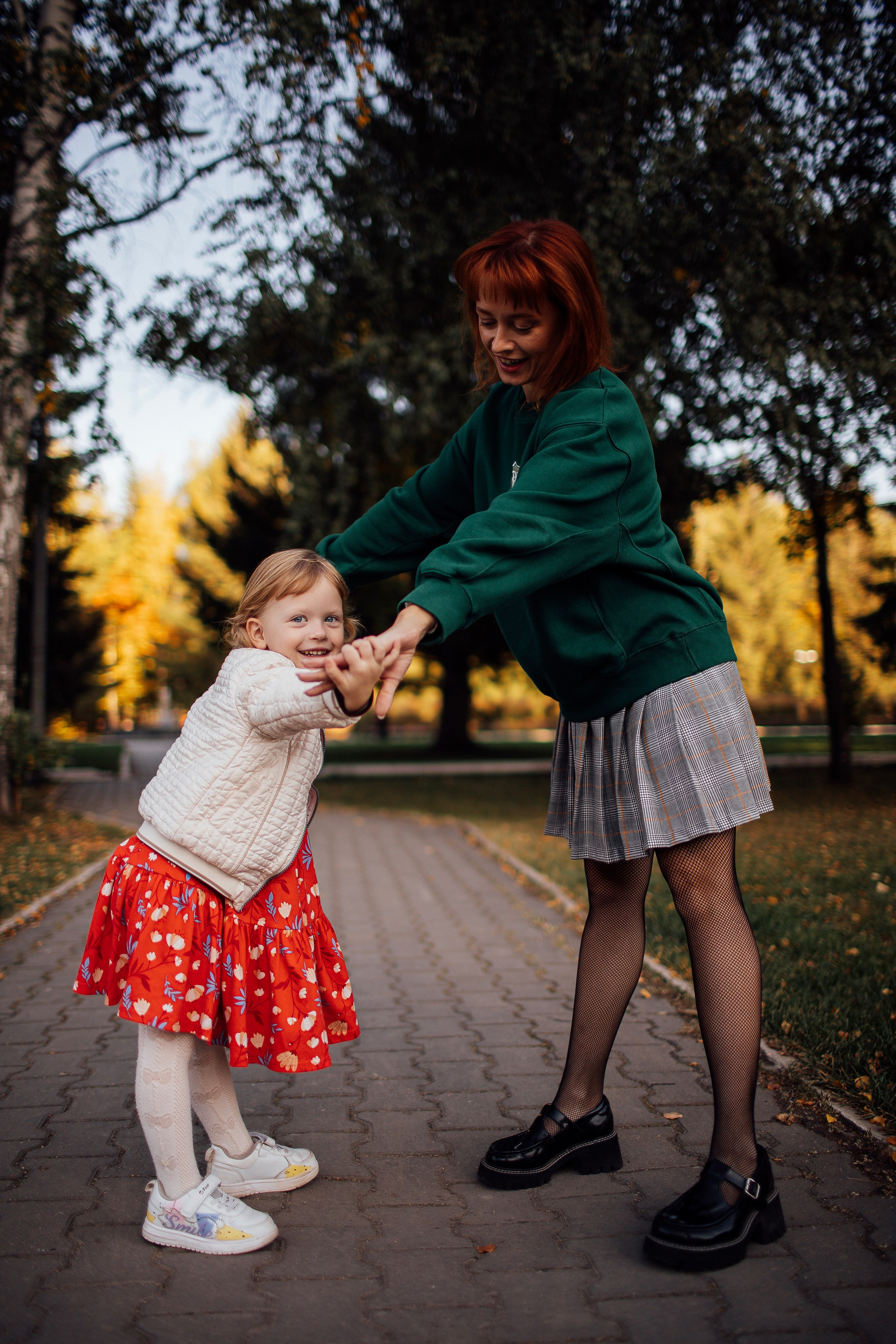 Саша Наташа и Анжелика. Семейная съемка — это красивый способ признаться своей семье в любви