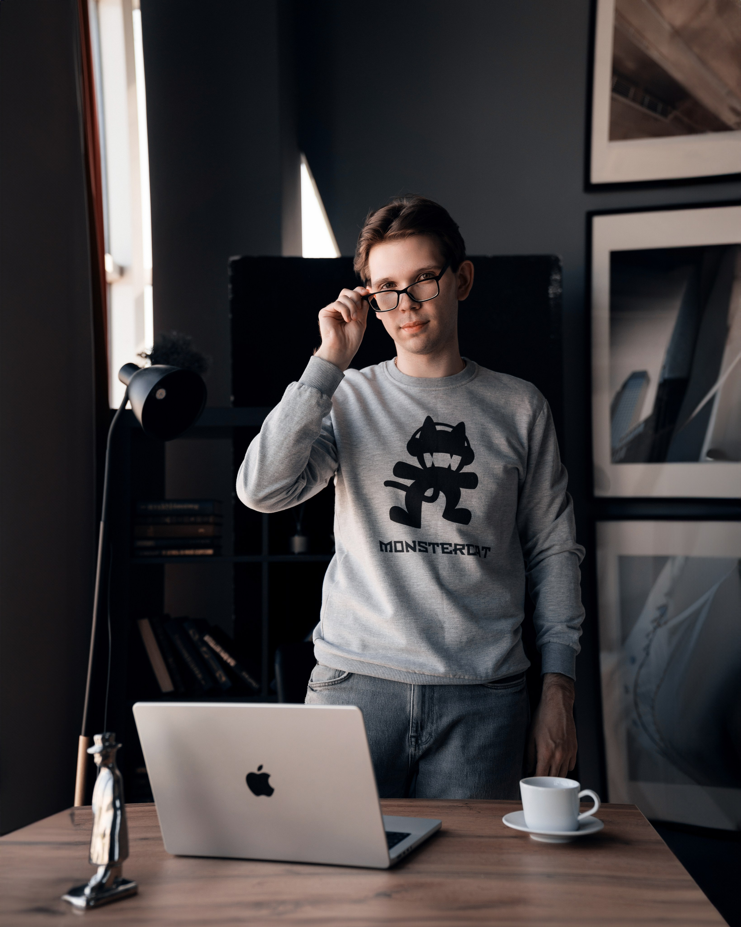 Михаил 10.08. Идеальные портреты для соцсетей — Фотограф Ленар