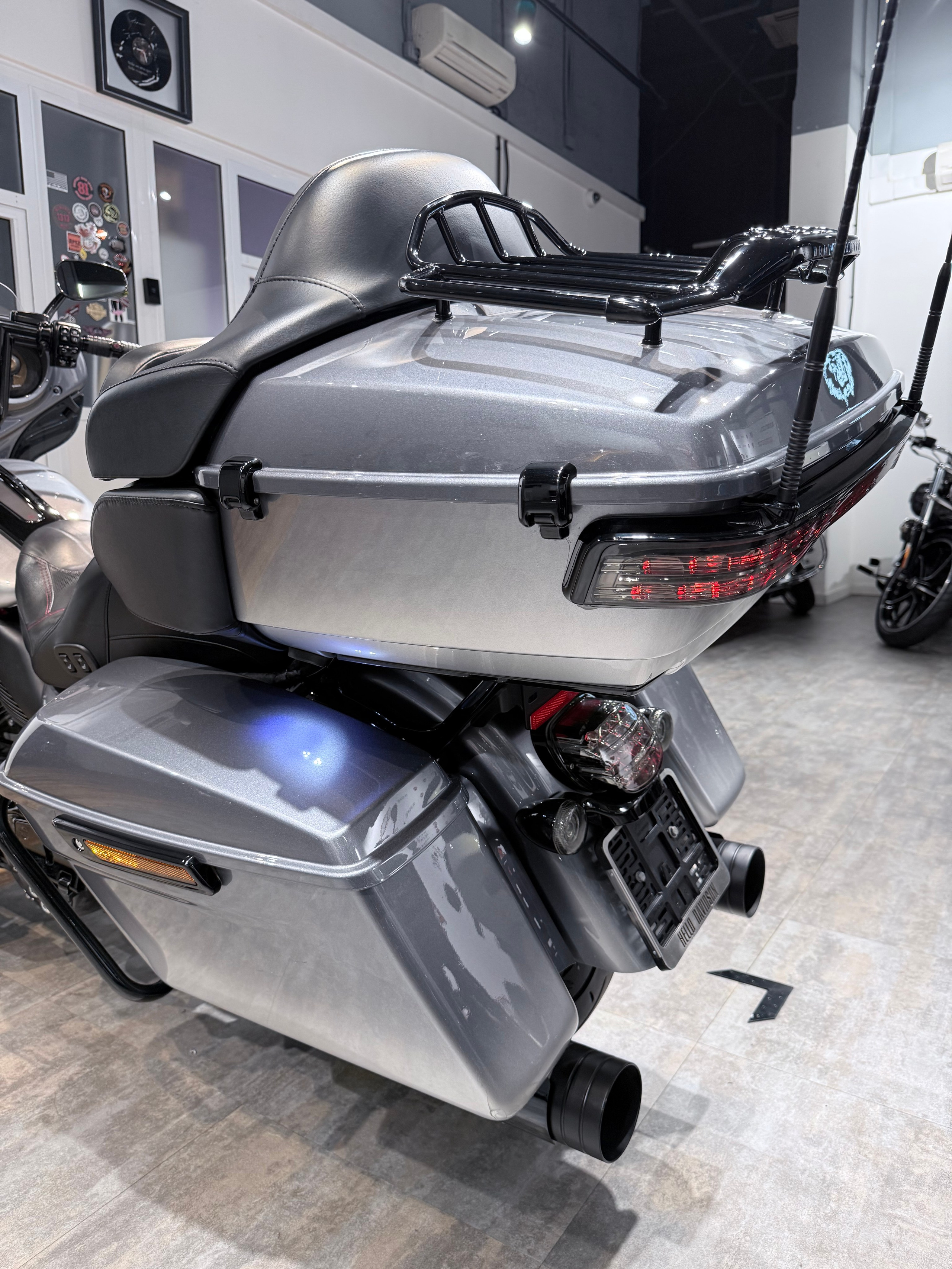 2019 CVO Electra Glide Limited 117 (Nardo Gray). Hello Davidson, Москва. Только хорошие мотоциклы…