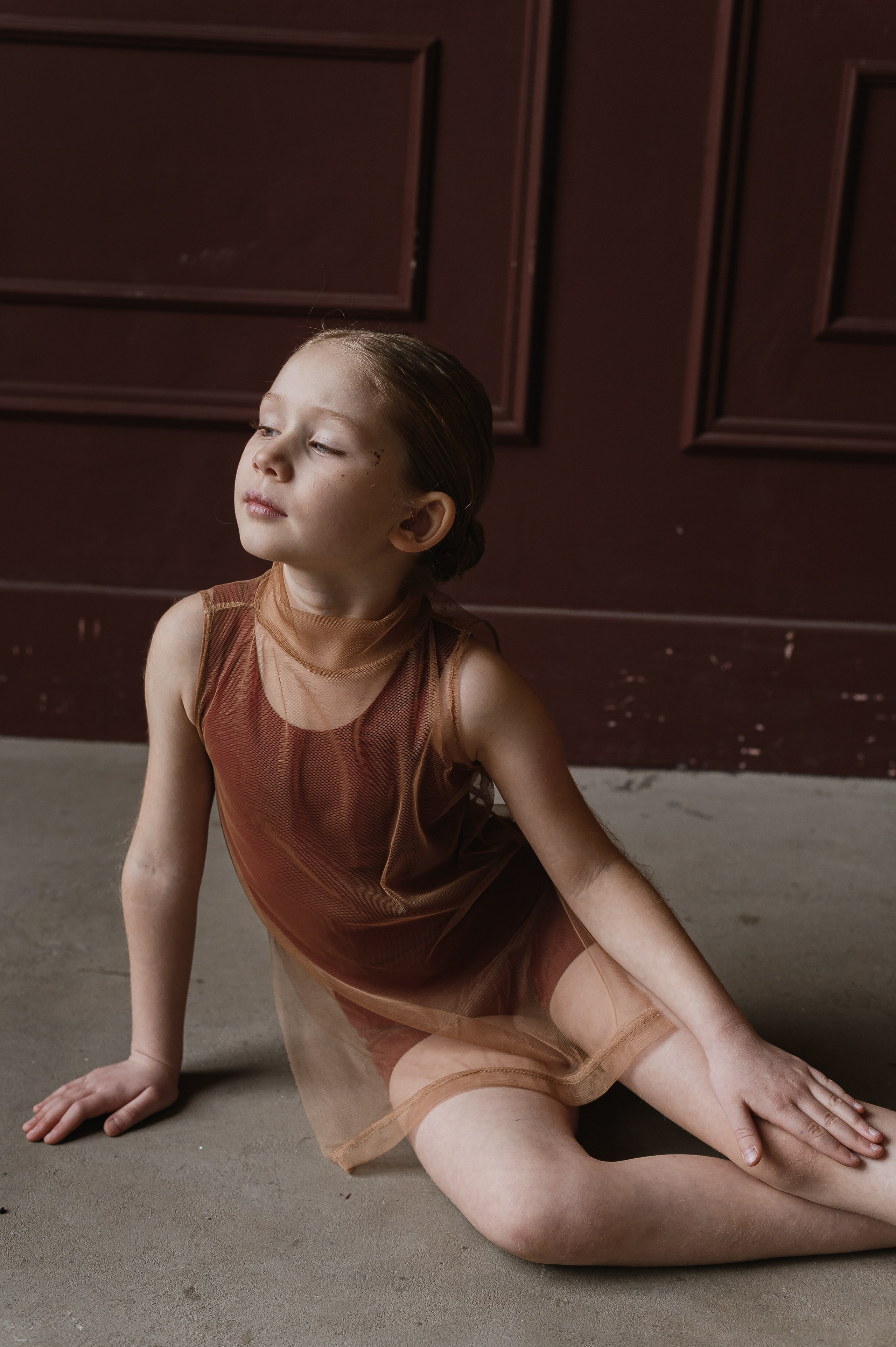 ВВЕРХ ДНОМ. SCULPTURE. Профессиональный репортажный, коммерческий фотограф в Санкт-Петербурге