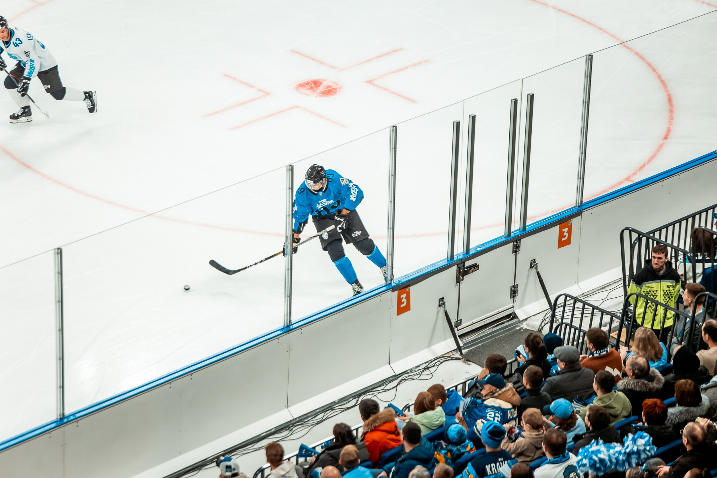 KHL All-Star 2025. Репортажный фотограф в Сочи Дмитрий Ветринский