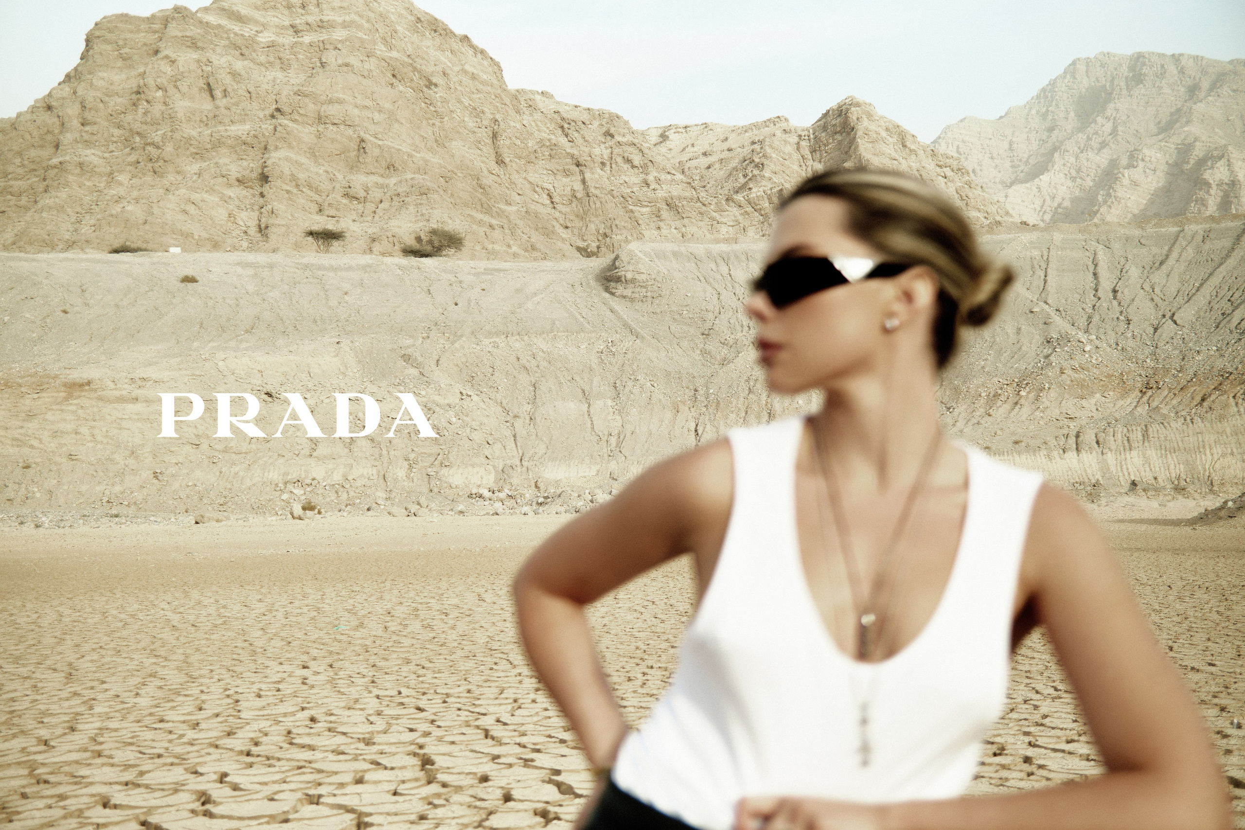 PRADA. NOIZOMAX Художественный фотограф в Дубай