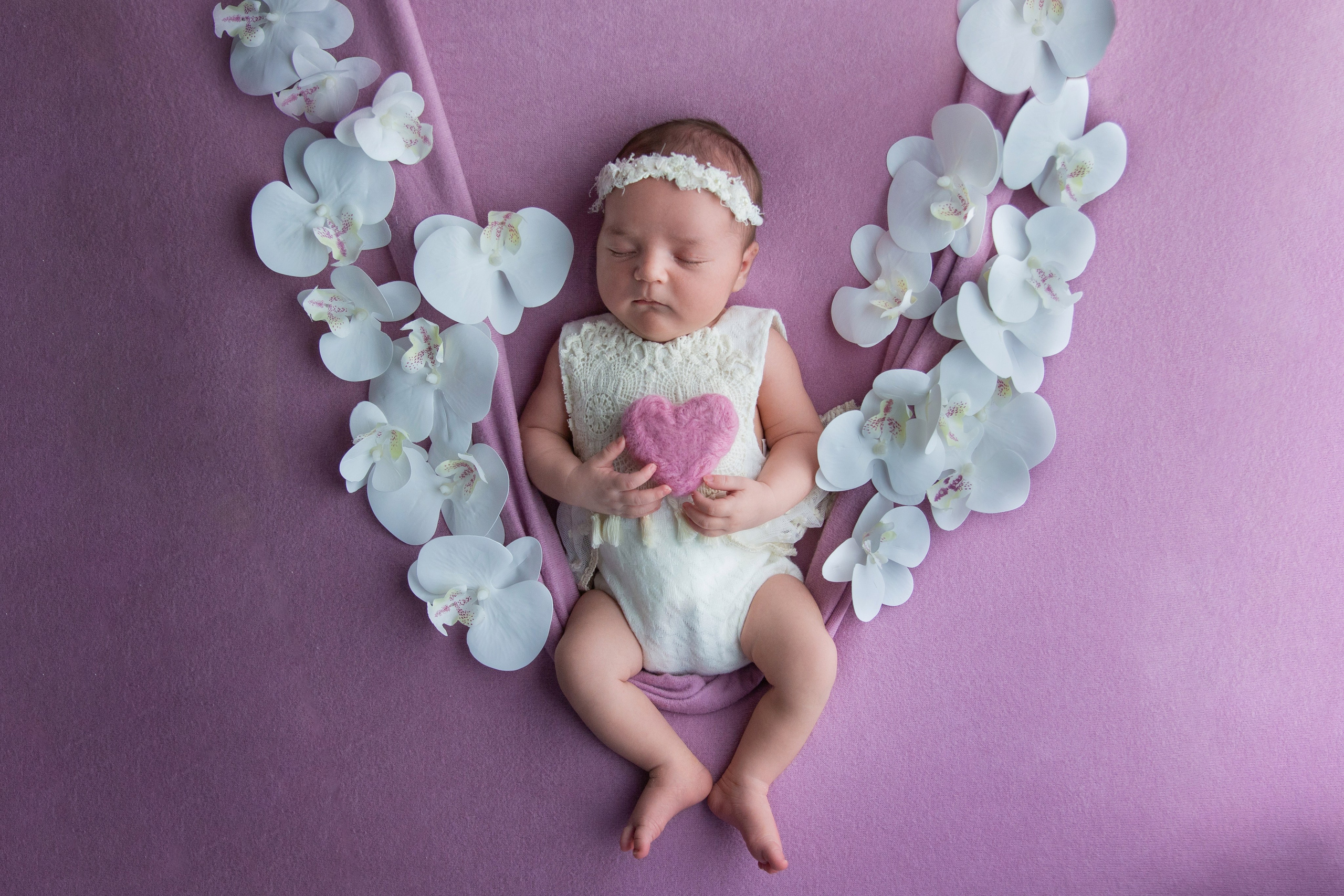 Профессиональная фотосессия новорожденного. Фотограф новорожденных Жуковский Раменское