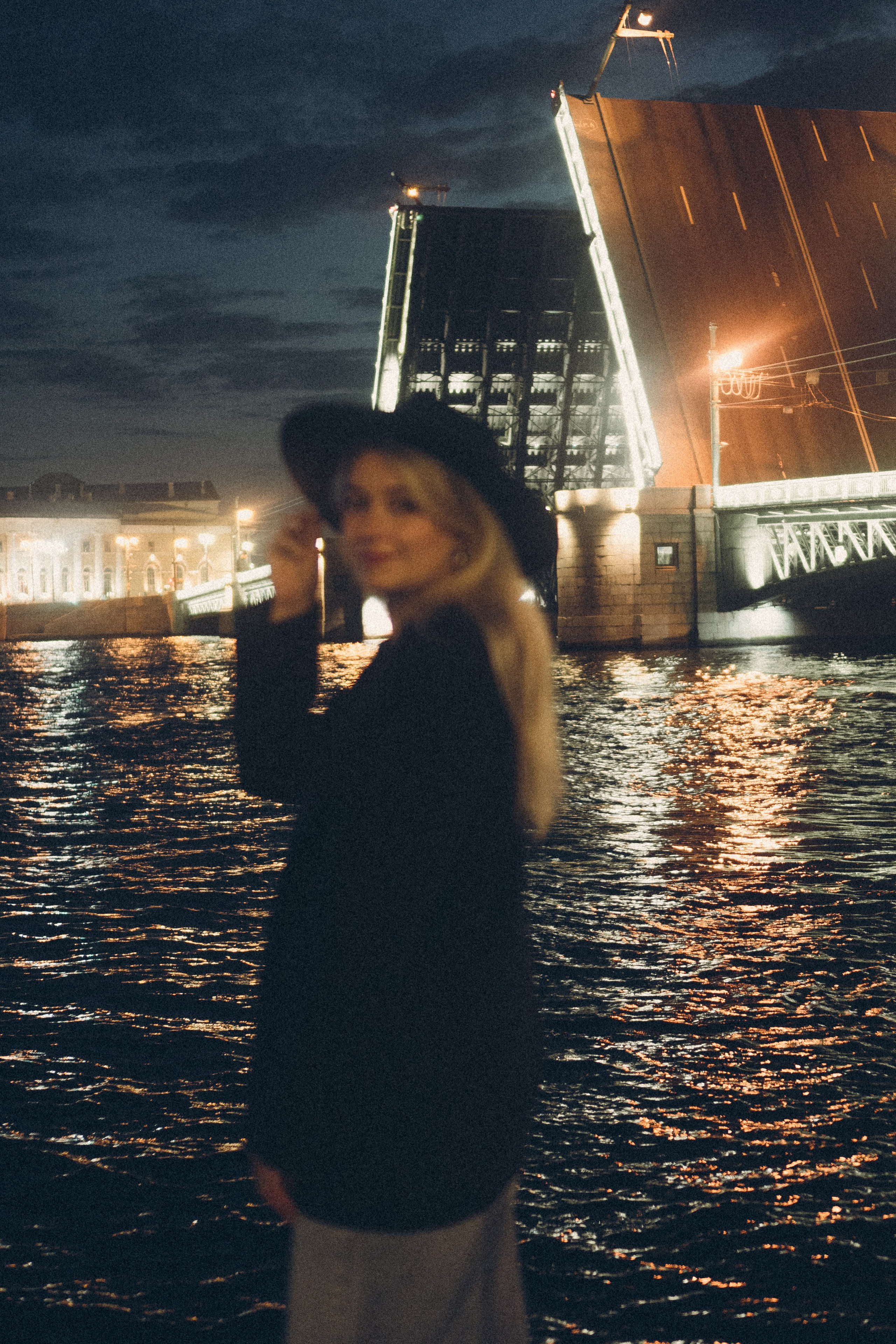 ПРОГУЛКА ПО НОЧНОМУ ГОРОДУ. Профессиональный фотограф, Санкт-Петербург — Виктория Богомолова