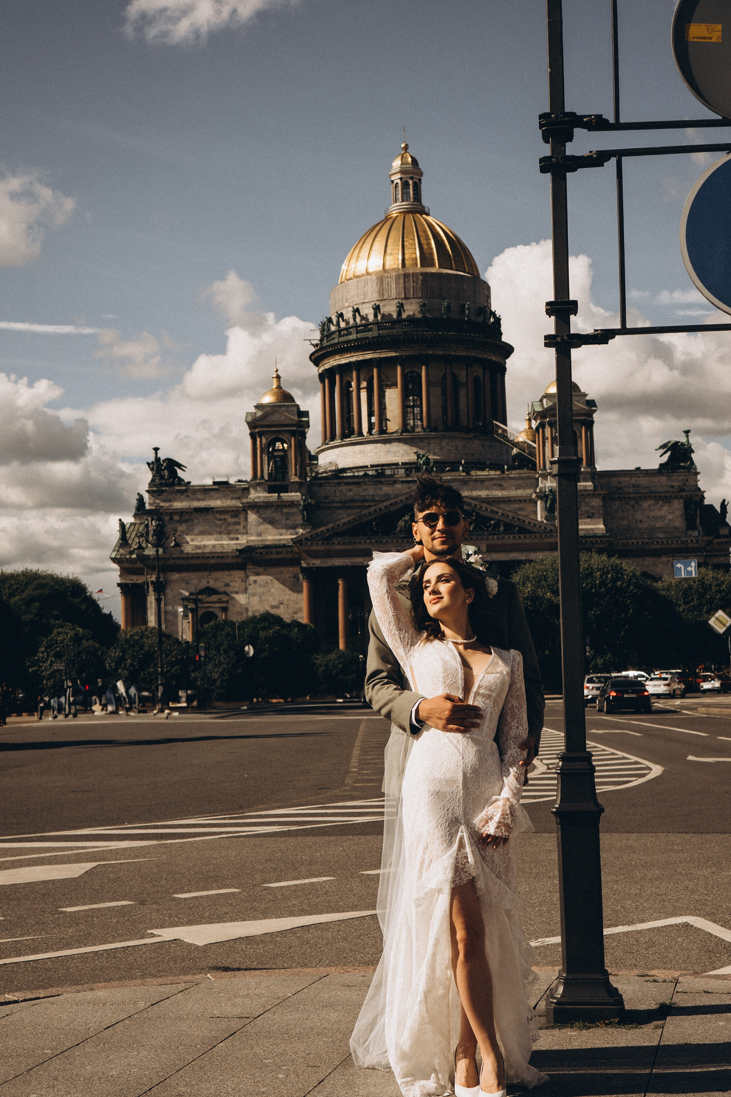 СВАДЕБНАЯ ПРОГУЛКА ВОЗЕ ИСАИКЕВСКОГО СОБОРА АСТОРИИ И ЗАКОНОДАЛЕТНОГО СОБРАНИЯ. Профессиональный фотограф, Санкт-Петербург — Виктория Богомолова
