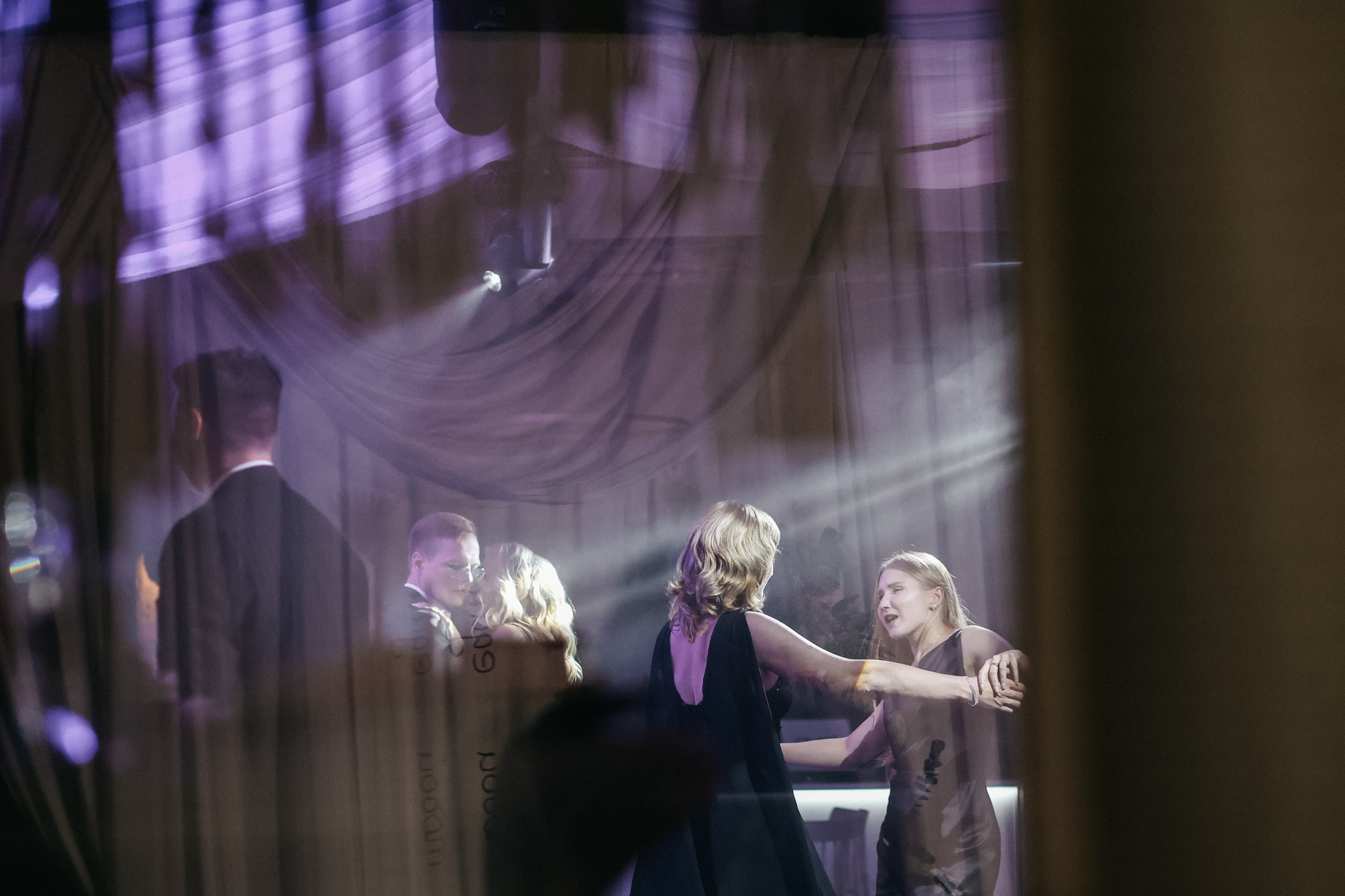 Wedding day Артём и Арина. Свадебный фотограф Полина Мишуринская