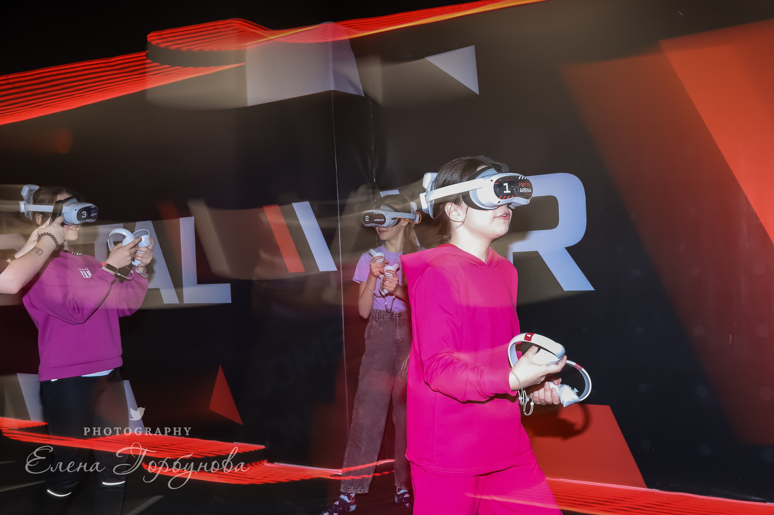 Репортаж в виртуальной реальности. Май 2024. Фотограф Пермь. Свадьбы. Семья и дети, школа, д. сад. Фотокниги