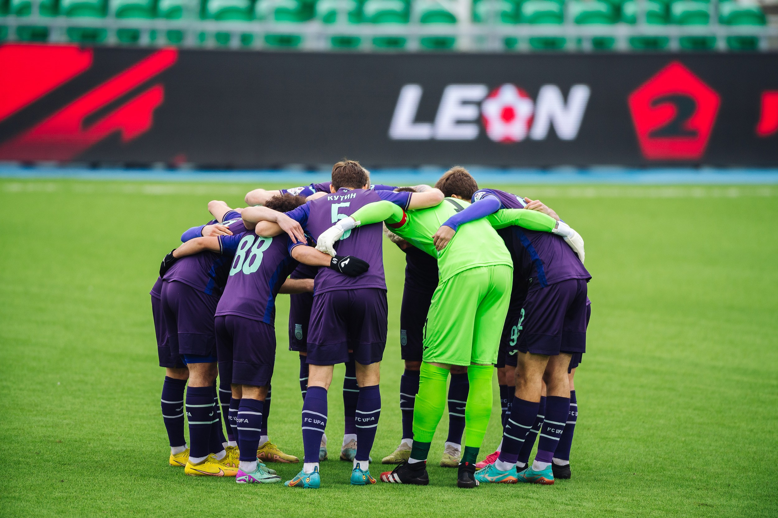 ⚽LEON-Вторая Лига А. 7 тур. «Уфа» — ФК «Челябинск». Спортивный фотограф в Уфе Евгений Буров