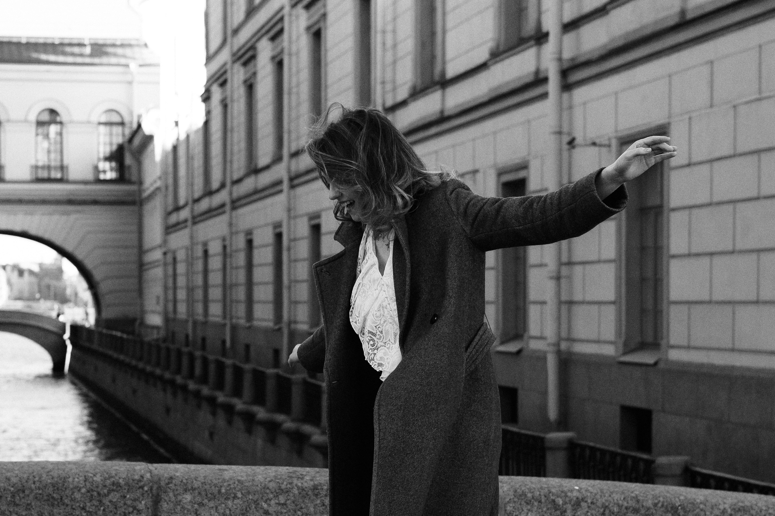 Юлия Астра: Фотограф в Санкт-Петербурге. Снимаю женские портреты, уличные съёмки в Петербурге и людей с их собаками