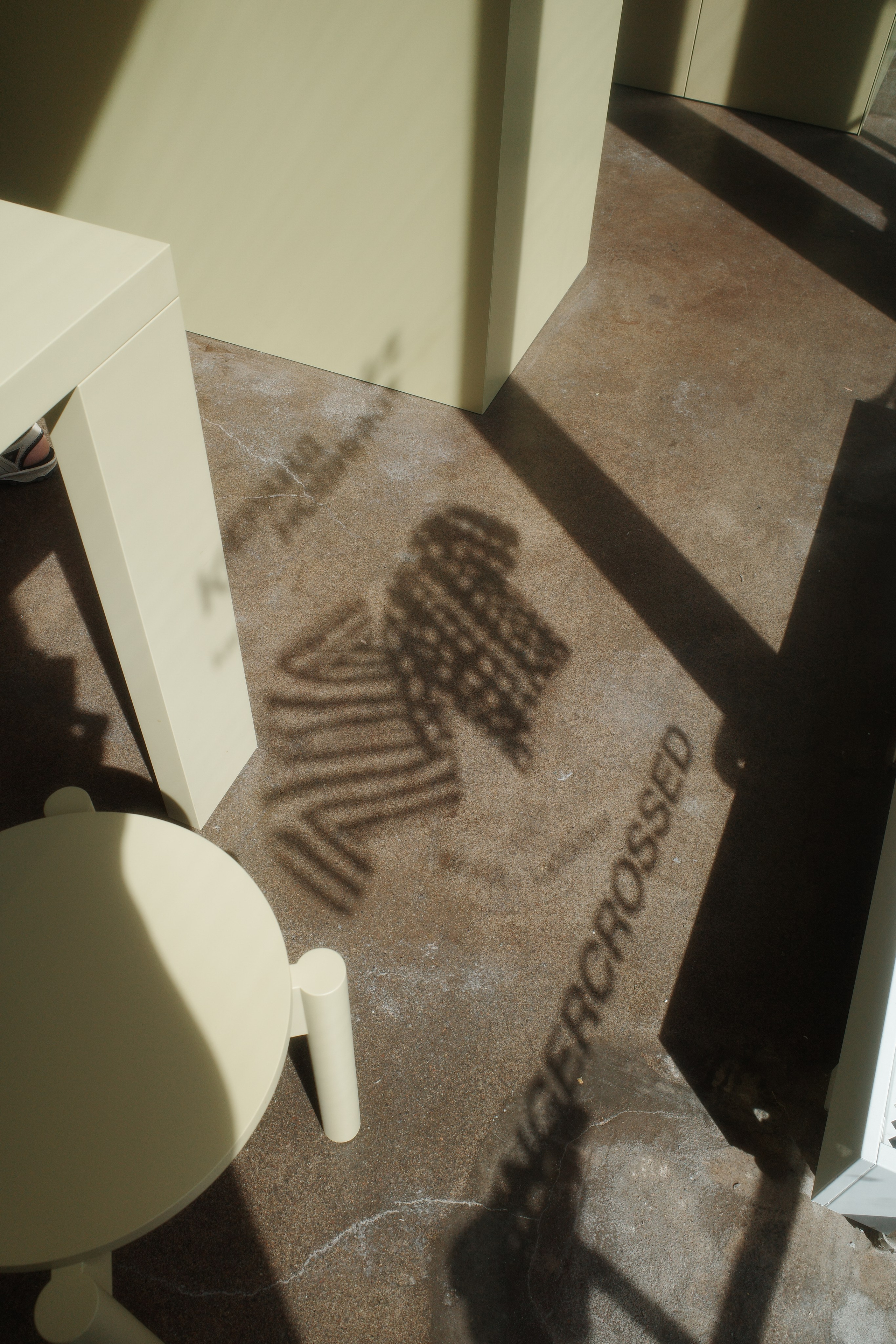 VELOCULT x LUXSHOSSE. Butorarock