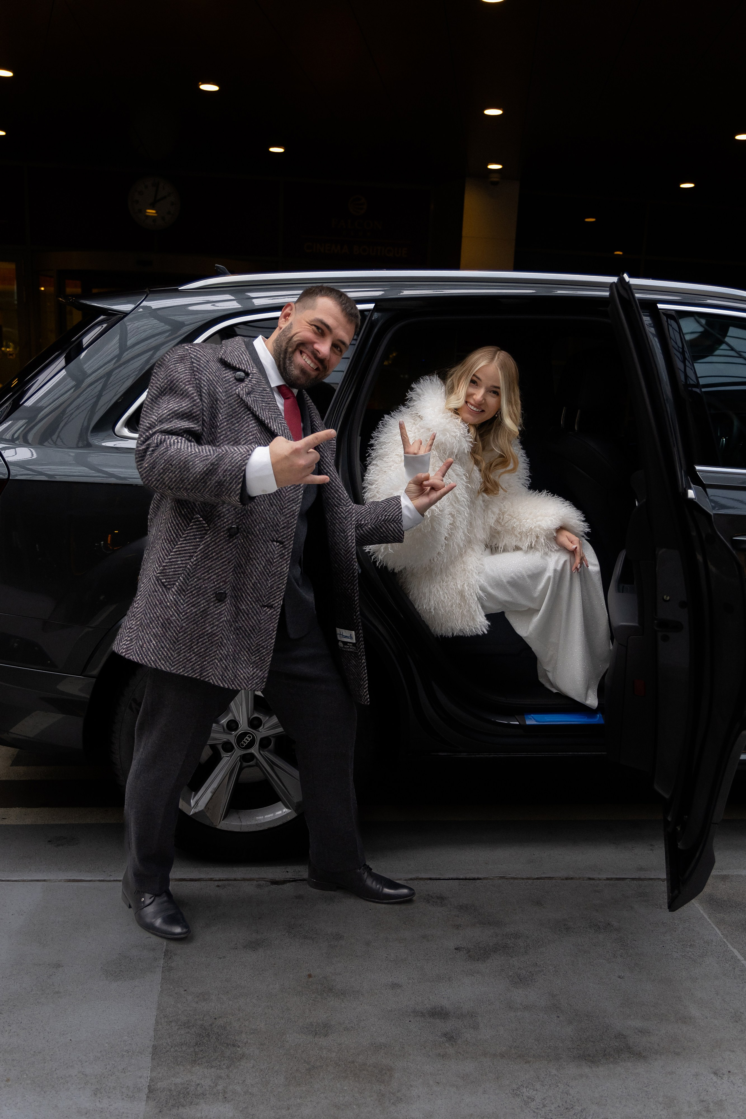 Свадебная фотосессия в отеле Марриот в Минске (Minsk Marriott Hotel). Свадебный фотограф в Минске/Беларуси Сергей Спиридонов