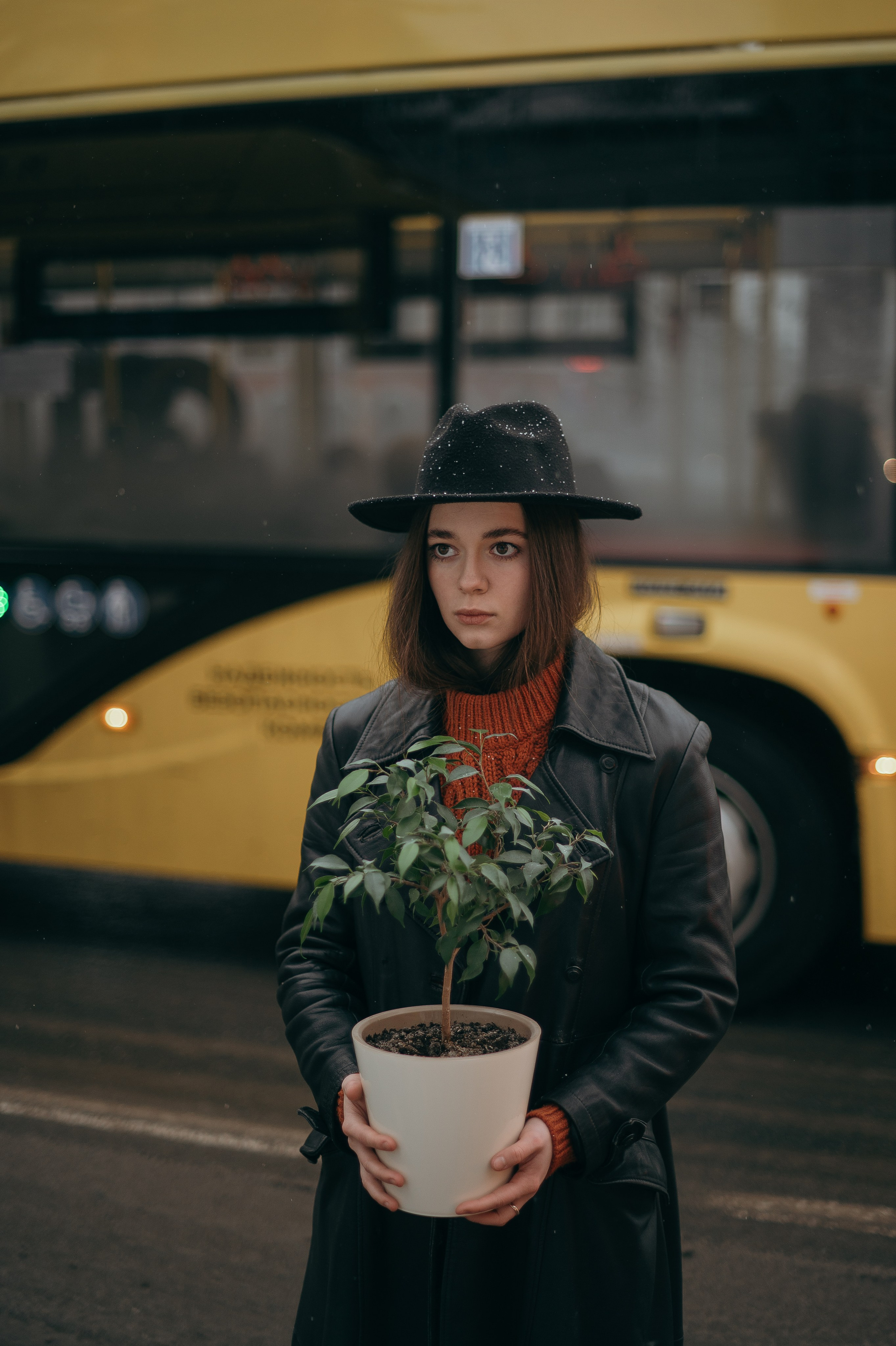 Портретная фотосъёмка на улице. Свадебный фотограф в Ярославле Денис Медоваров