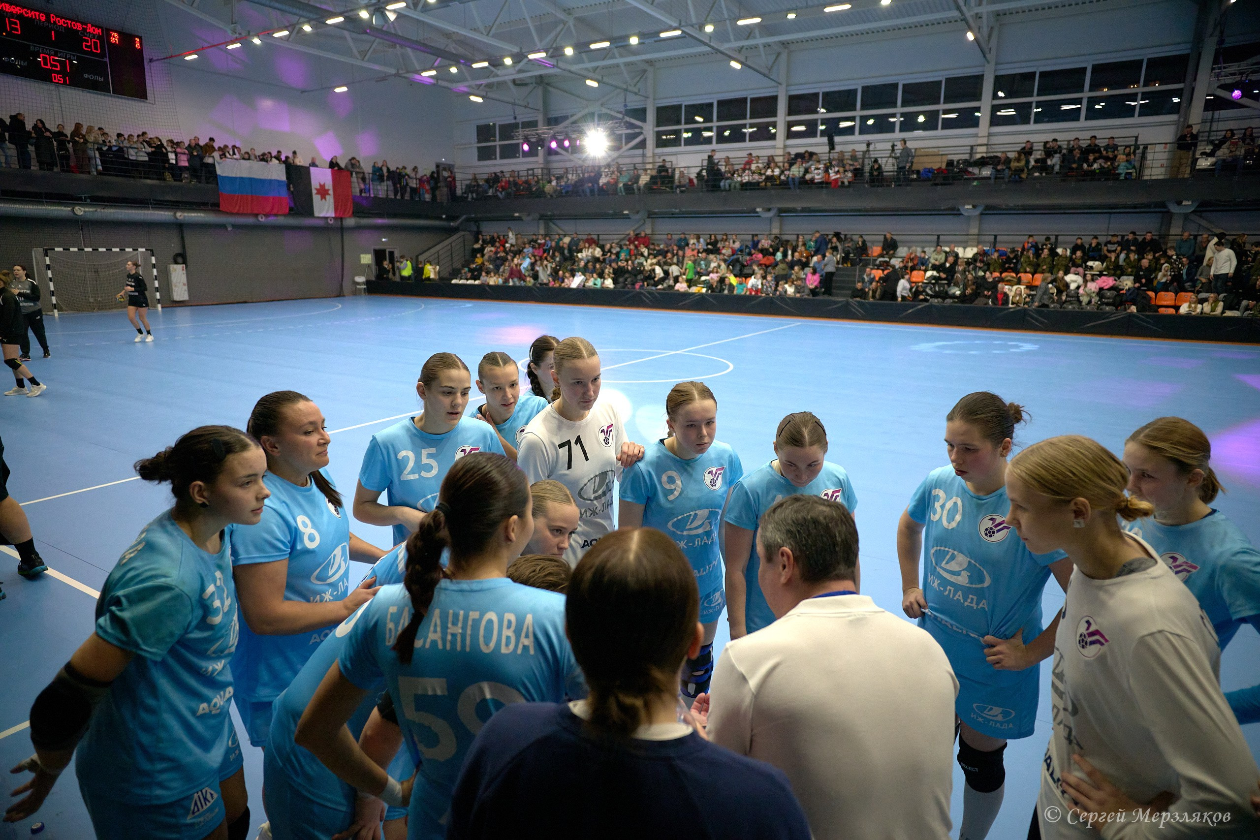 Гандбол. OLIMPBET Суперлига. «Университет» — «Ростов-Дон». Спортивный репортажный фотограф в Ижевске Сергей Мерзляков