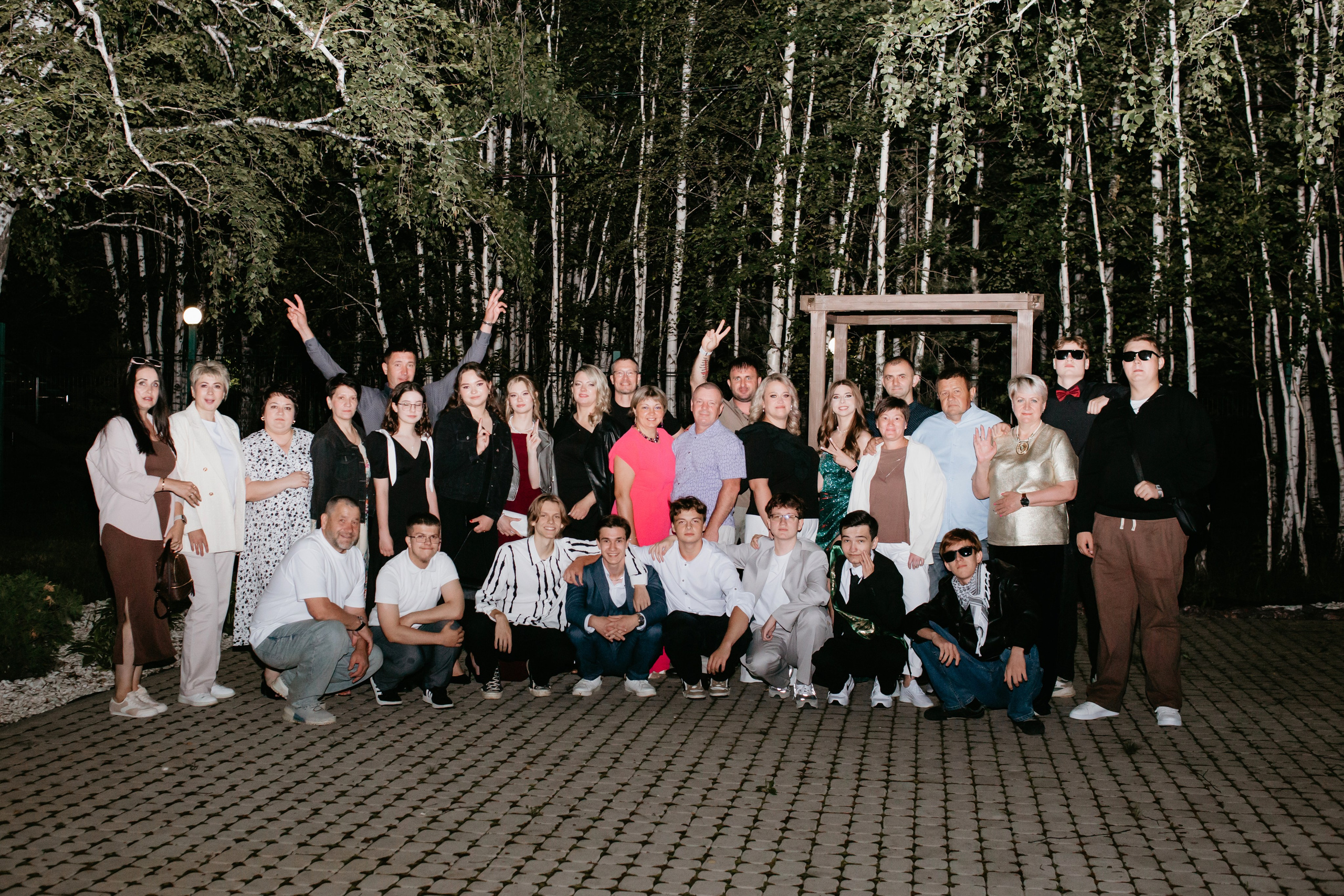 Выпускной 2025 (41 школа) 11 класс. Фотограф в Челябинске Ополихина Анна