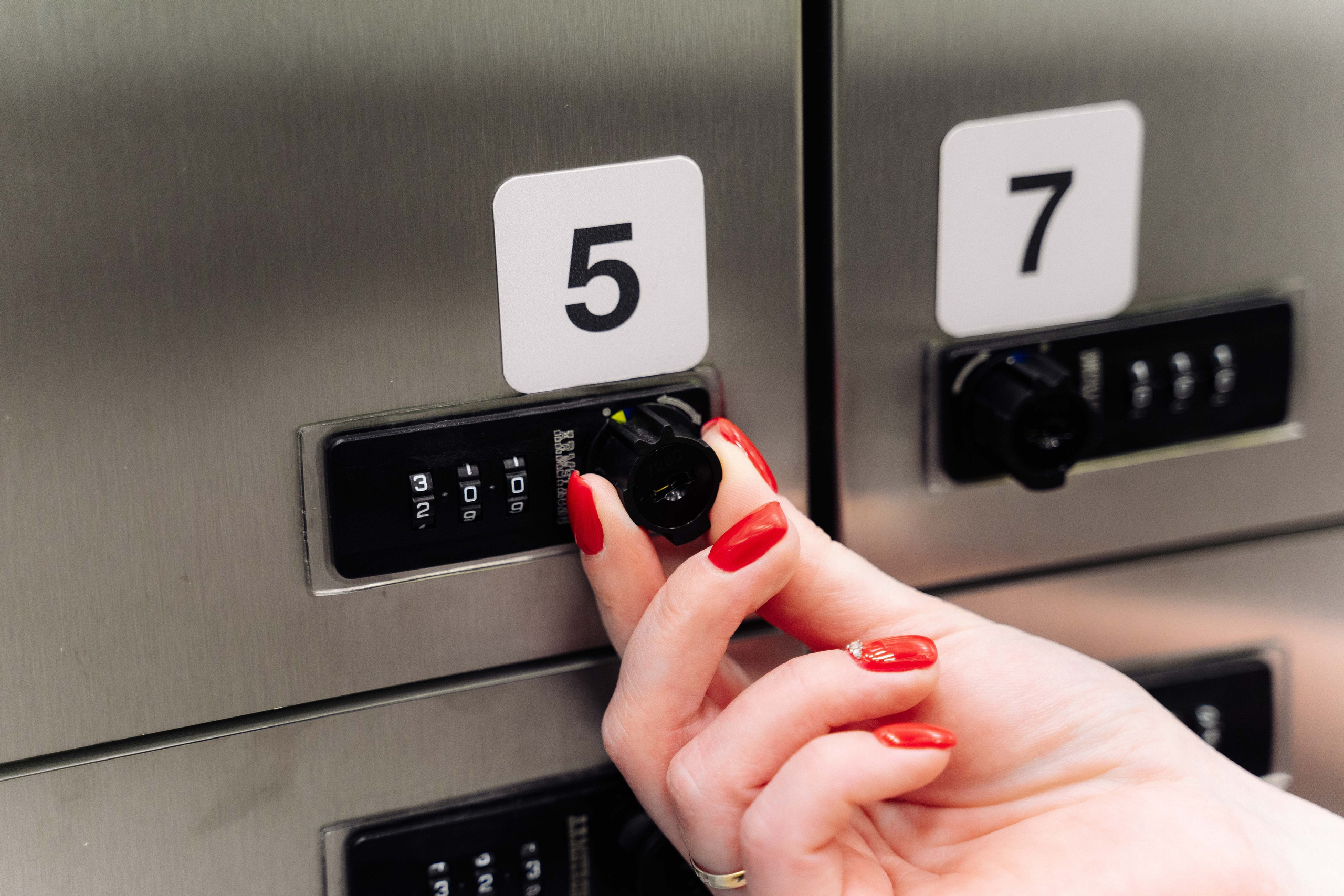 Открытие I Бизнес-зал S7 Новосибирск. Фотограф Новосибирск I Дамдинов Бато