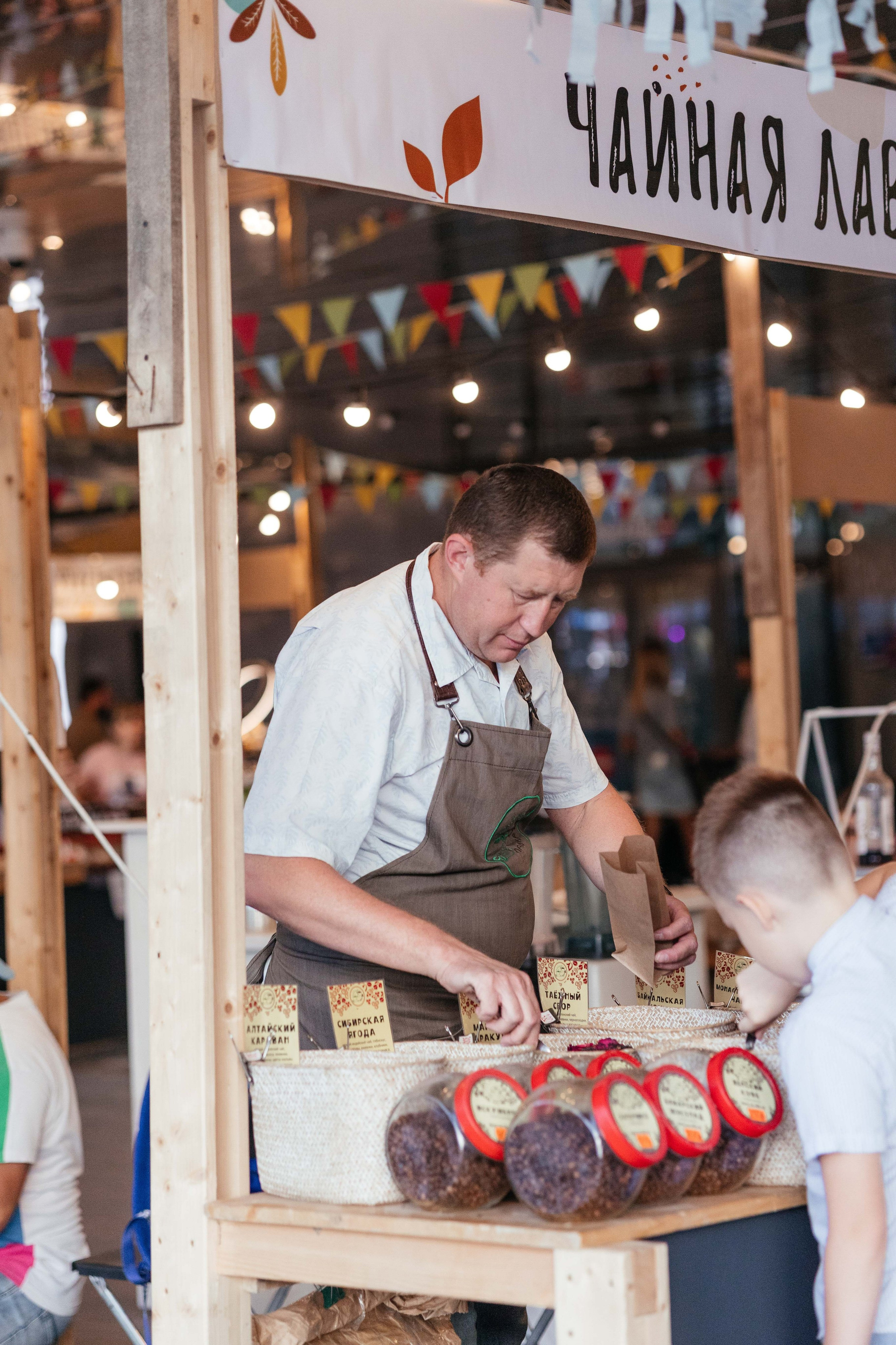 Ярмарка Омаркет. Фотограф Крохин Олег