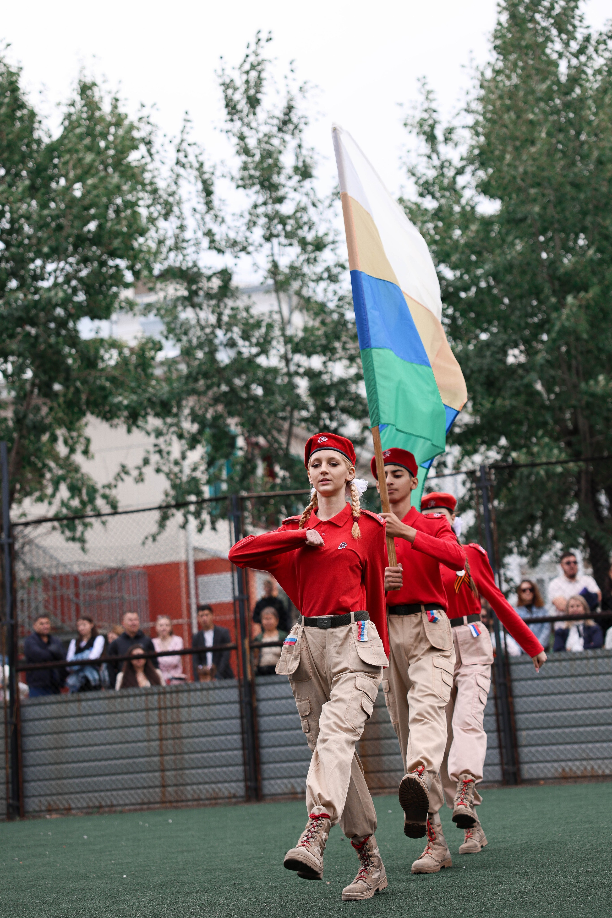 День знаний 2025. Свадебный и Школьный фотограф Улан-Удэ Бурятия Джулия Топоева Выпускные альбомы Фотограф на мероприятие
