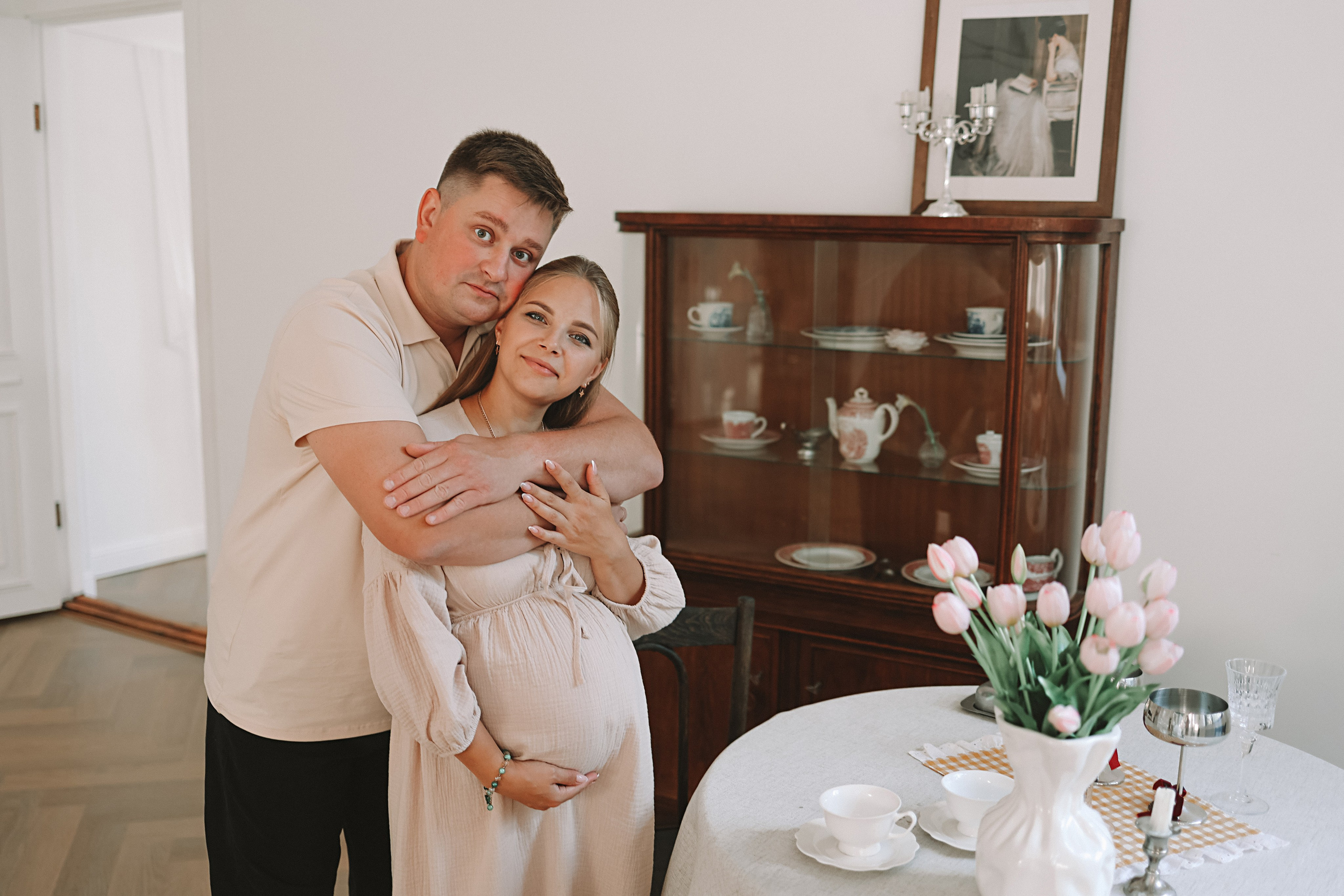 Квартира (беременность). Семейный фотограф Тюмень, фотограф на роды Салмина Мария